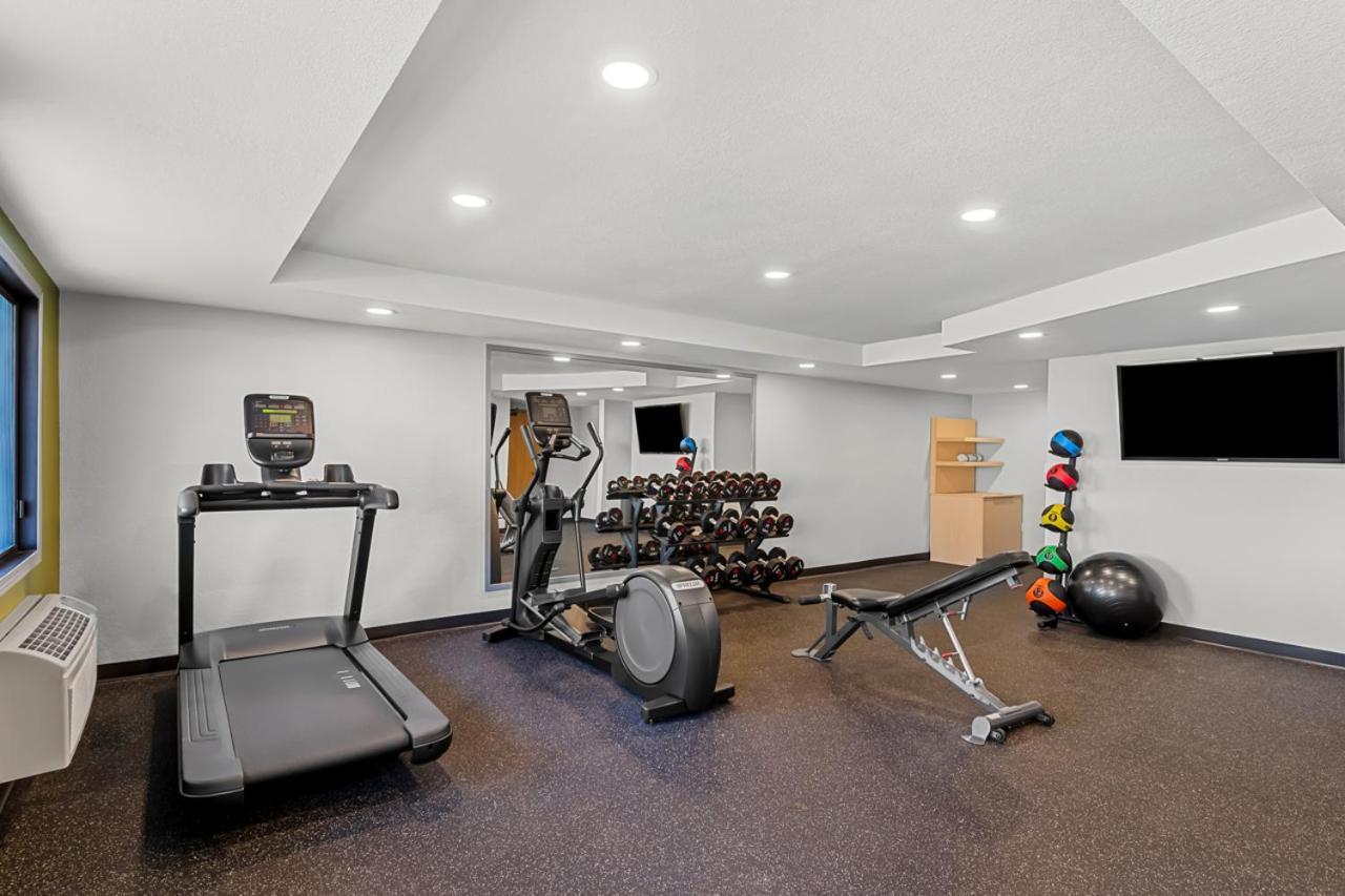 Spark by Hilton Cedar Falls photo 32