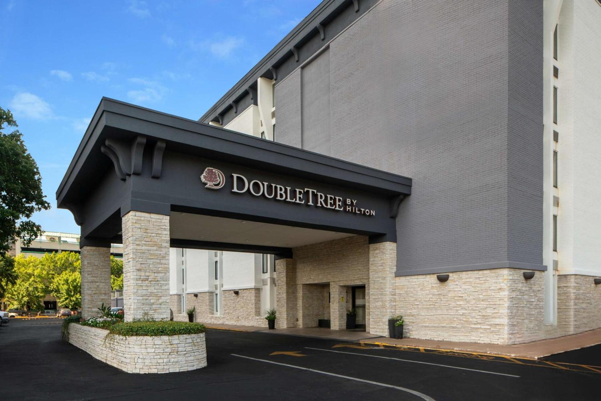 DoubleTree by Hilton Montgomery Downtown photo 1