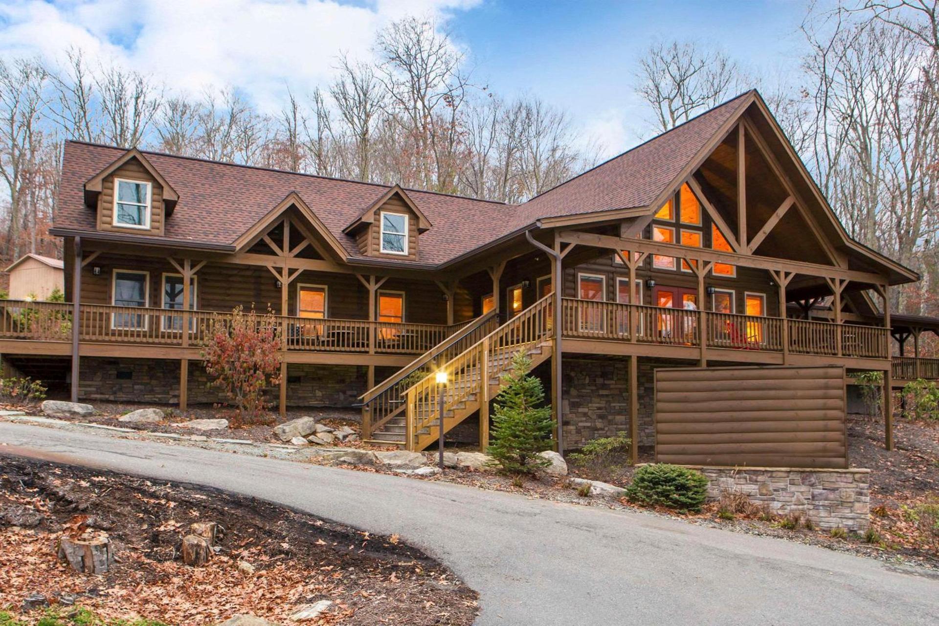 Bluegreen Vacations Blue Ridge Village, an Ascend Collection Resort — hotel in Banner Elk