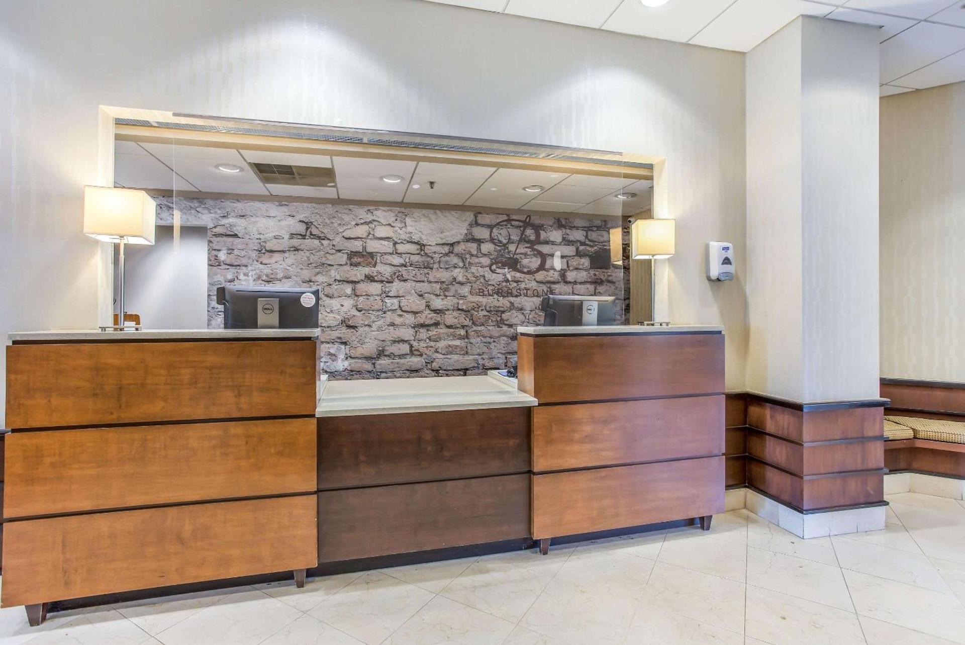 Burrstone Inn, an Ascend Collection Hotel photo 6