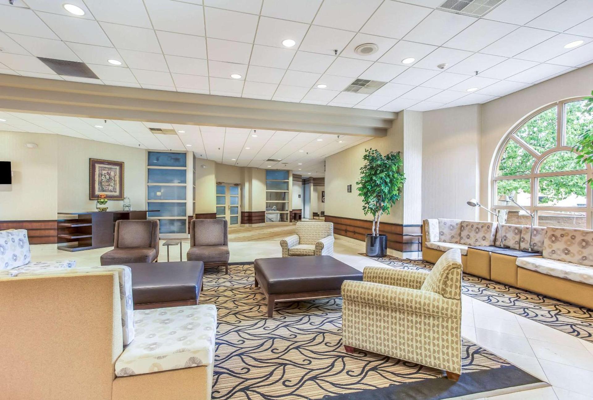 Burrstone Inn, an Ascend Collection Hotel photo 2