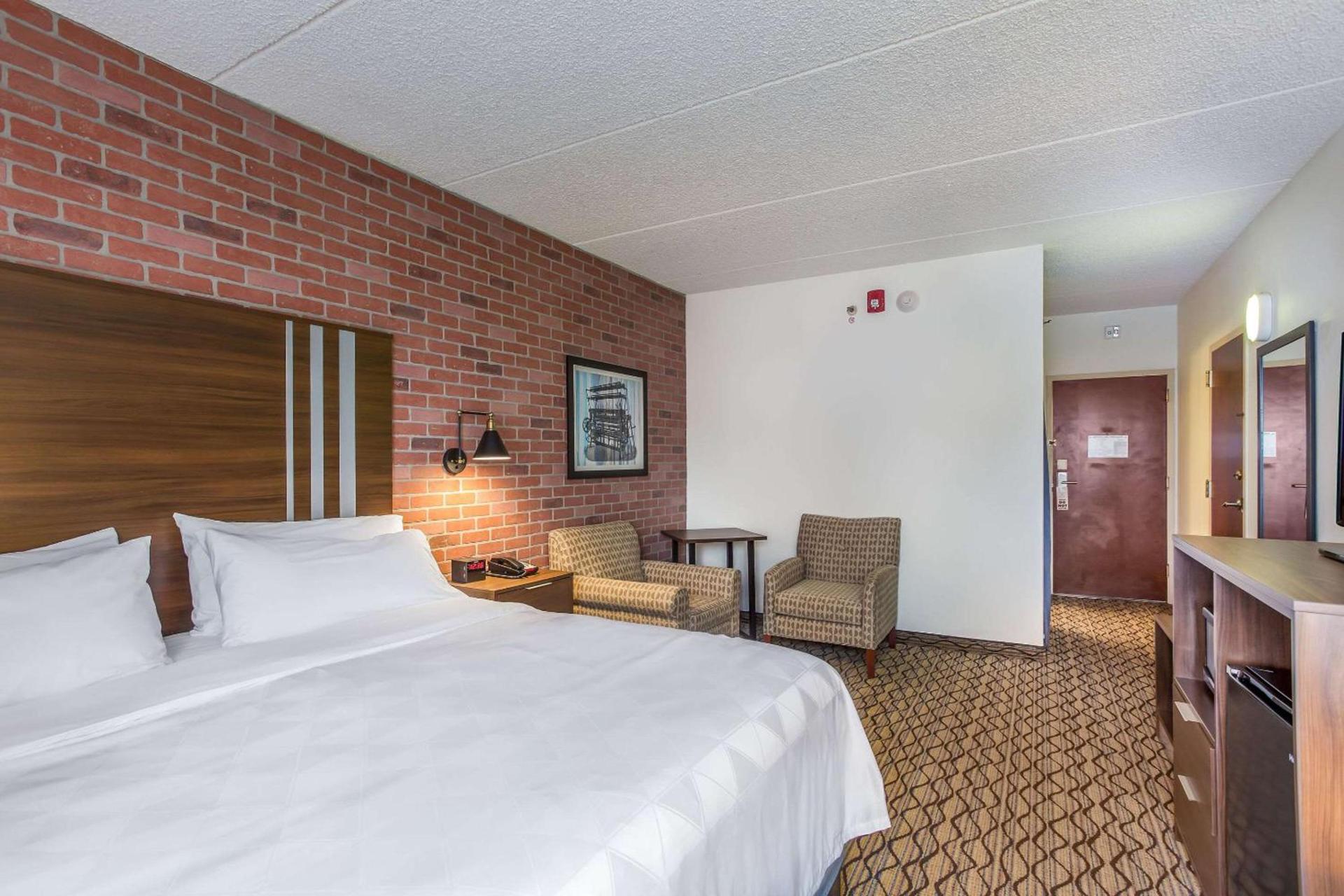 Burrstone Inn, an Ascend Collection Hotel photo 72