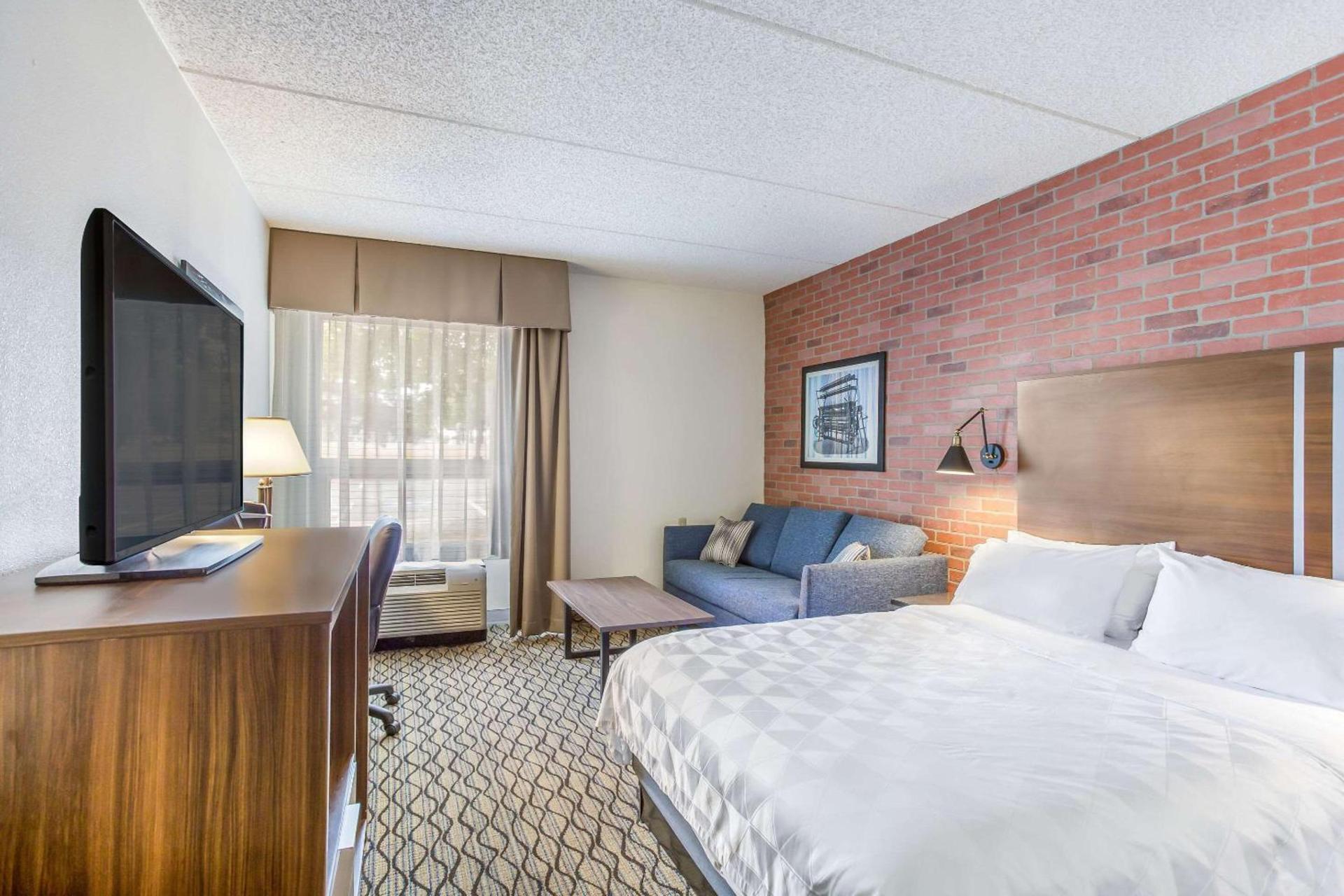 Burrstone Inn, an Ascend Collection Hotel photo 93