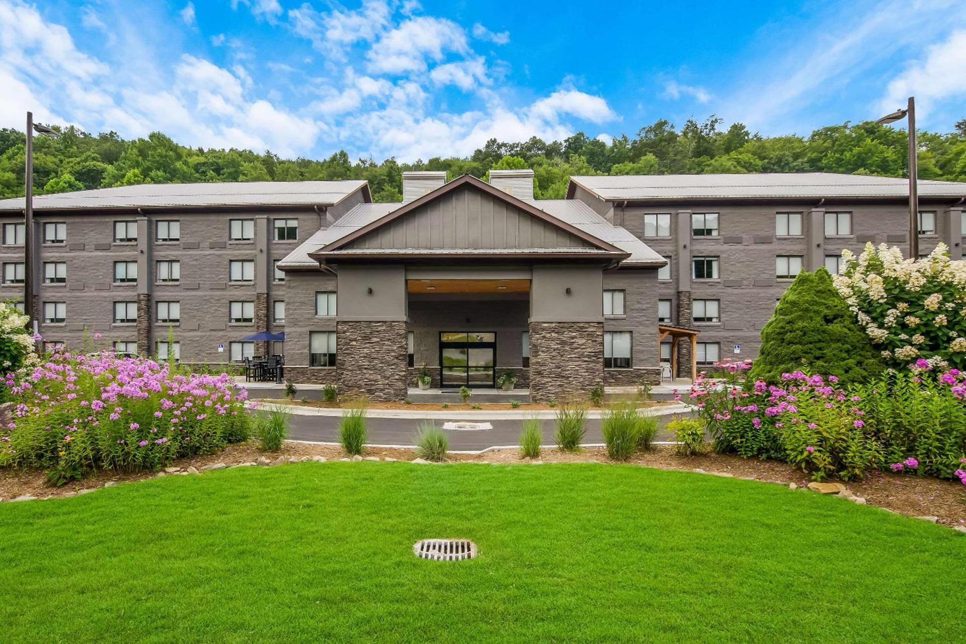 Graystone Lodge, an Ascend Collection Hotel photo 3