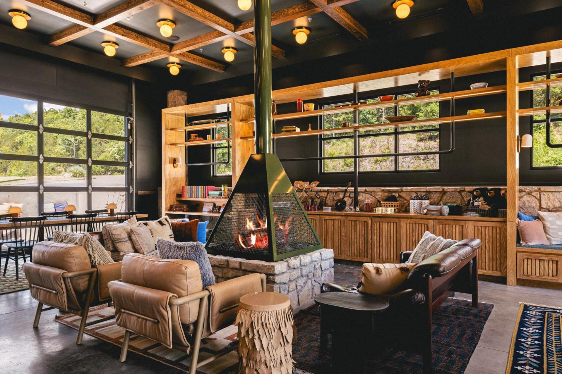 The Ozarker Lodge photo 60