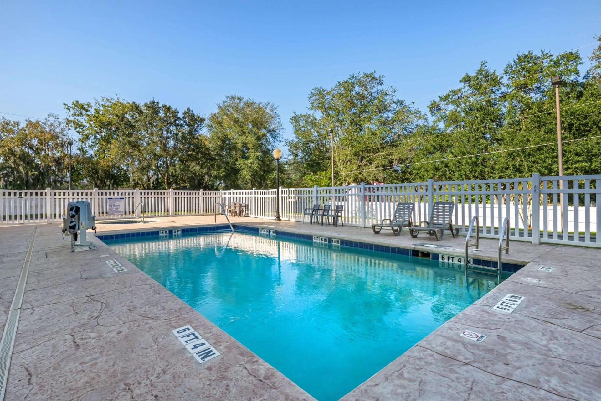Comfort Suites Ocala North photo 34