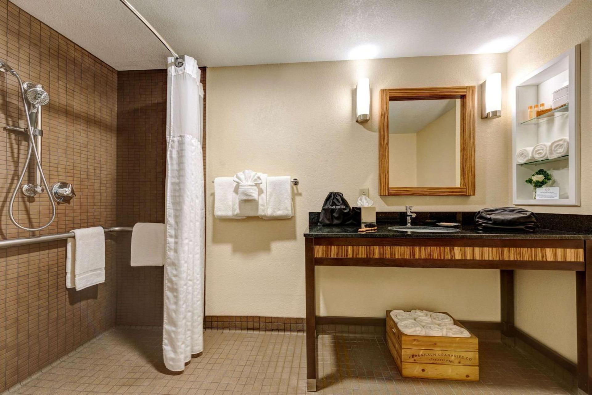 Garrison Hotel & Suites Dover-Portsmouth, an Ascend Collection Hotel photo 14