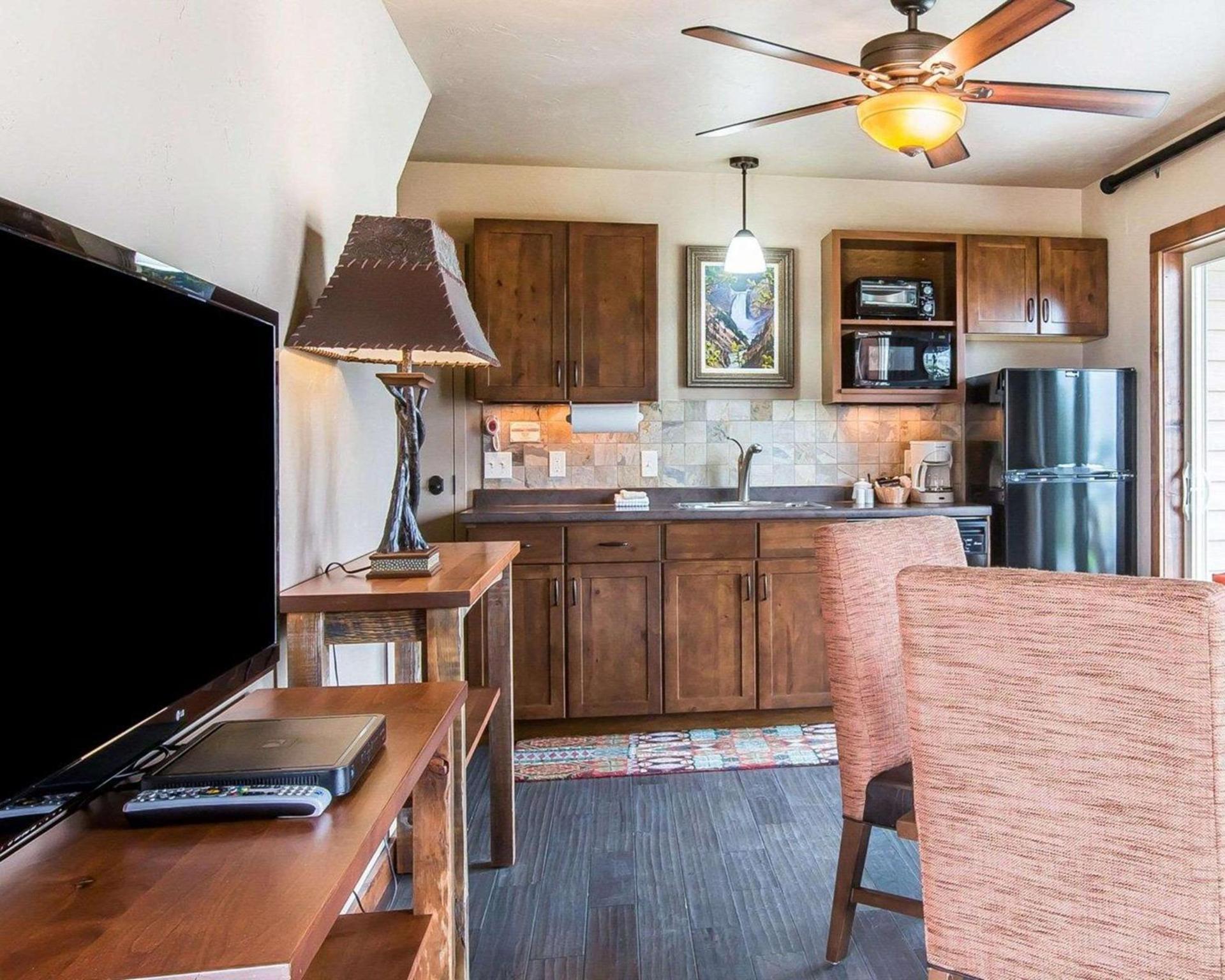 Yellowstone Valley Lodge, an Ascend Collection Hotel photo 32