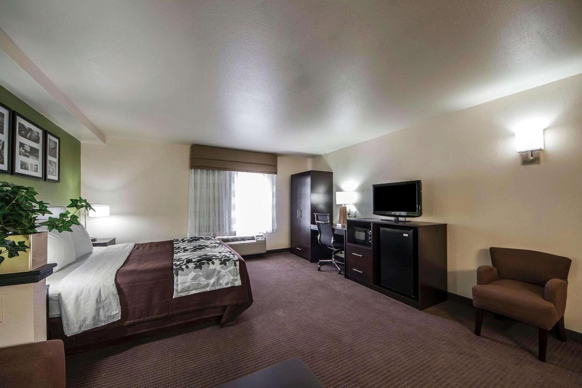 Sleep Inn & Suites Tulsa Central I-44 photo 7
