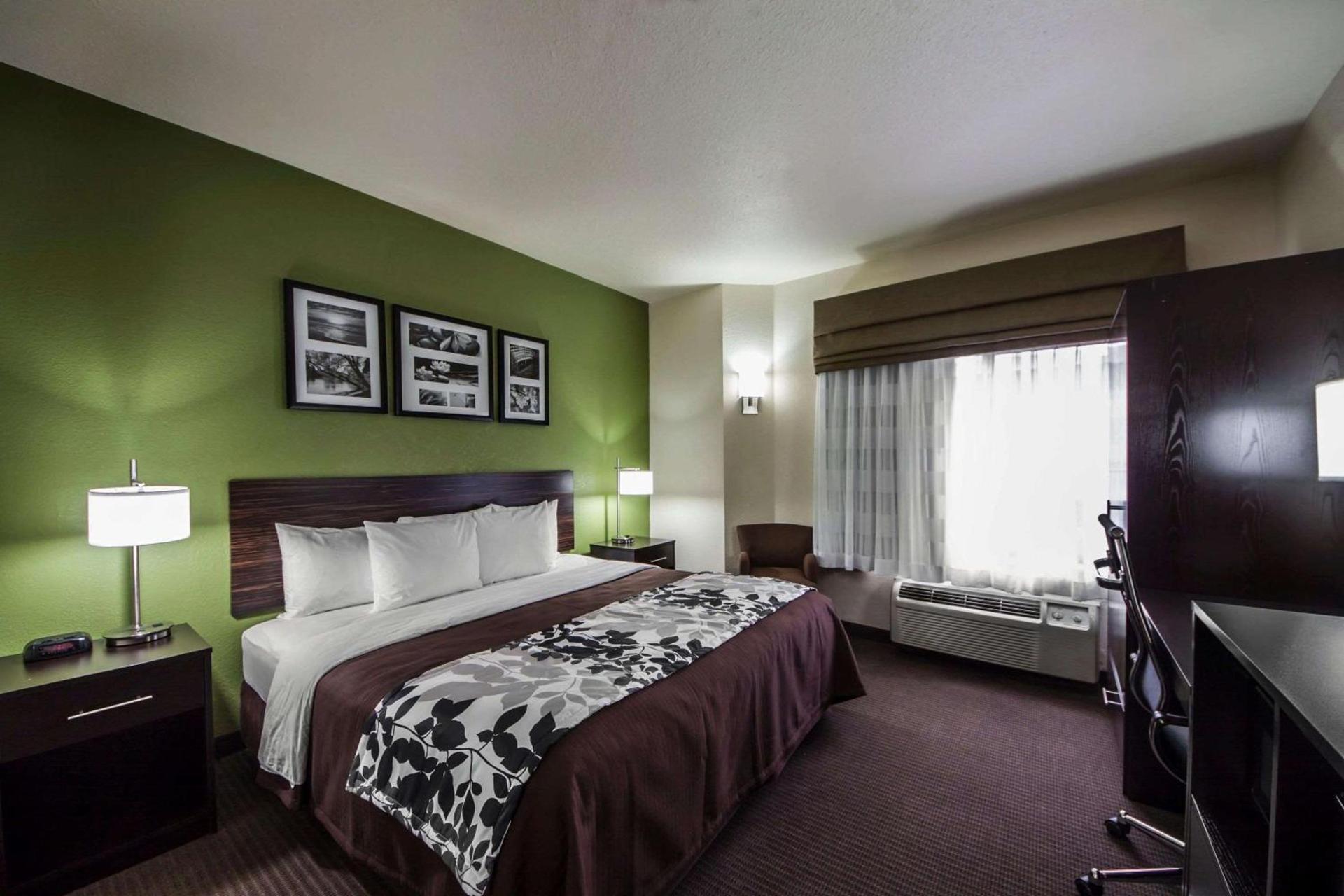Sleep Inn & Suites Tulsa Central I-44 photo 12