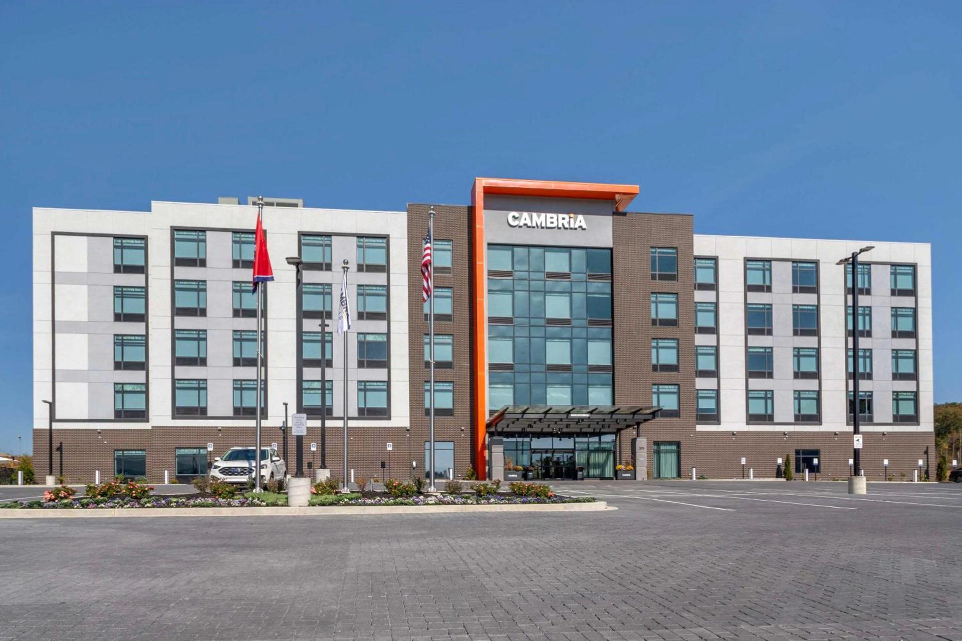Cambria Hotel Pigeon Forge photo 1