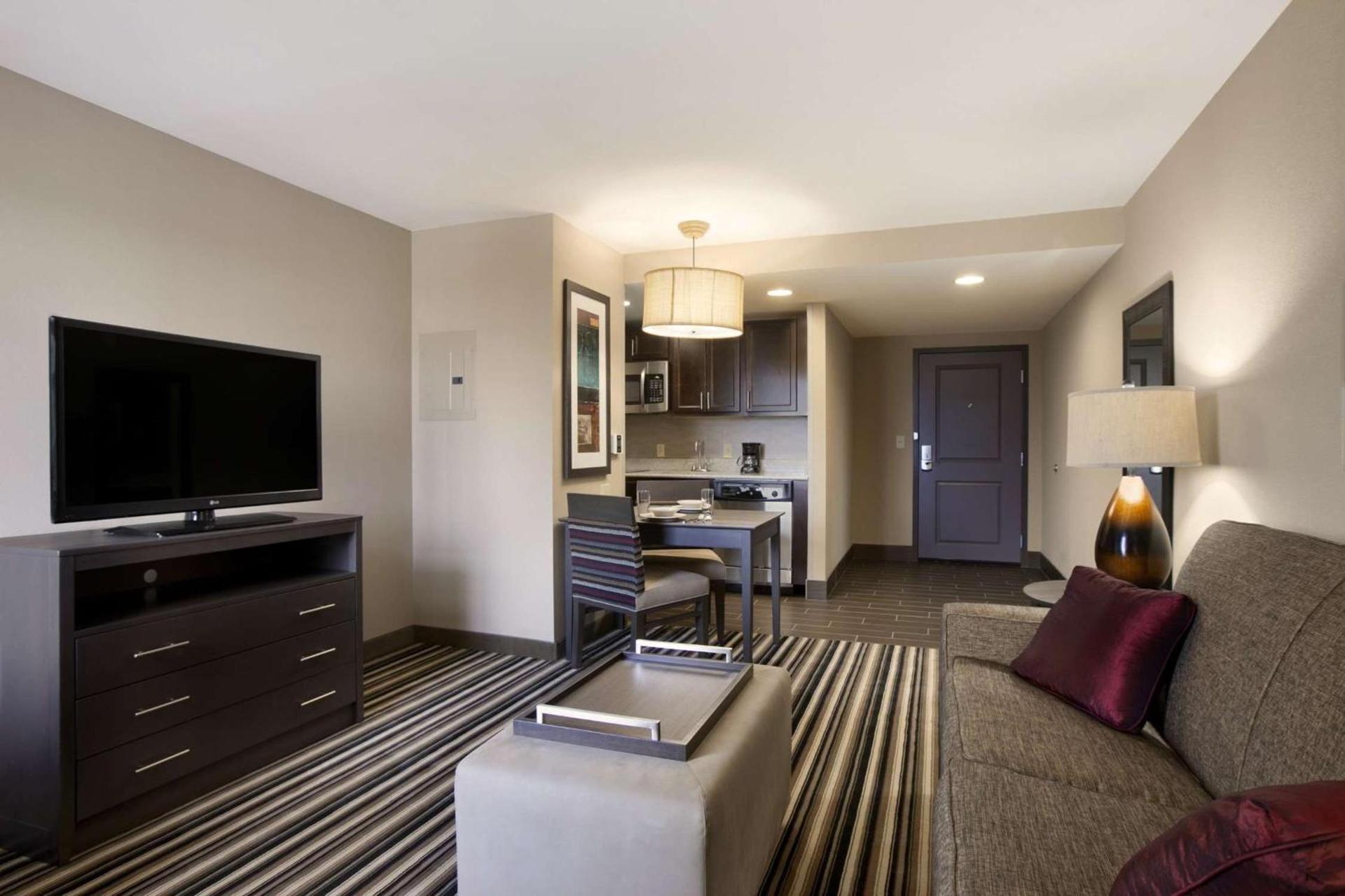 Homewood Suites by Hilton Columbus OSU, OH photo 21