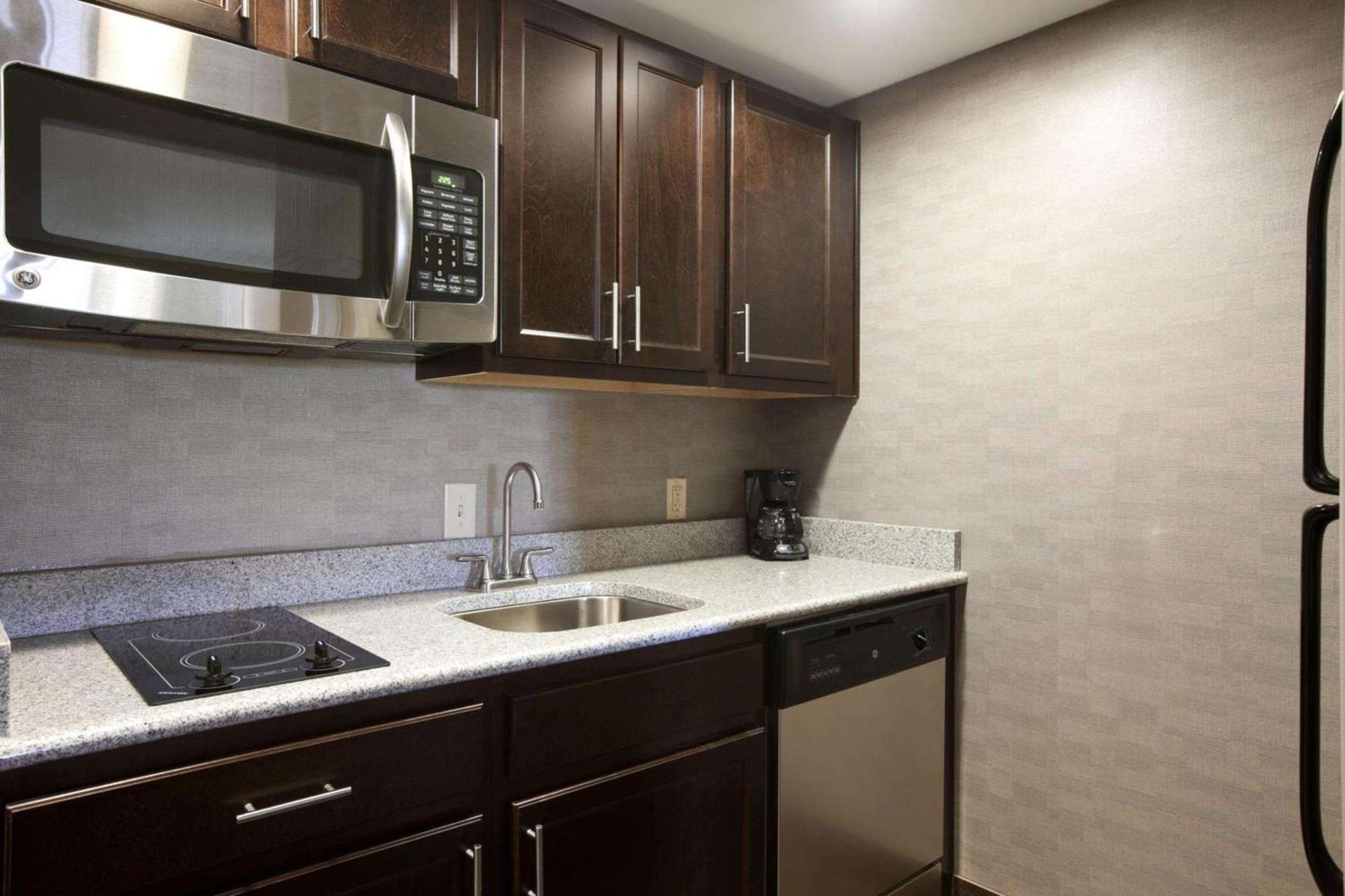 Homewood Suites by Hilton Columbus OSU, OH photo 3
