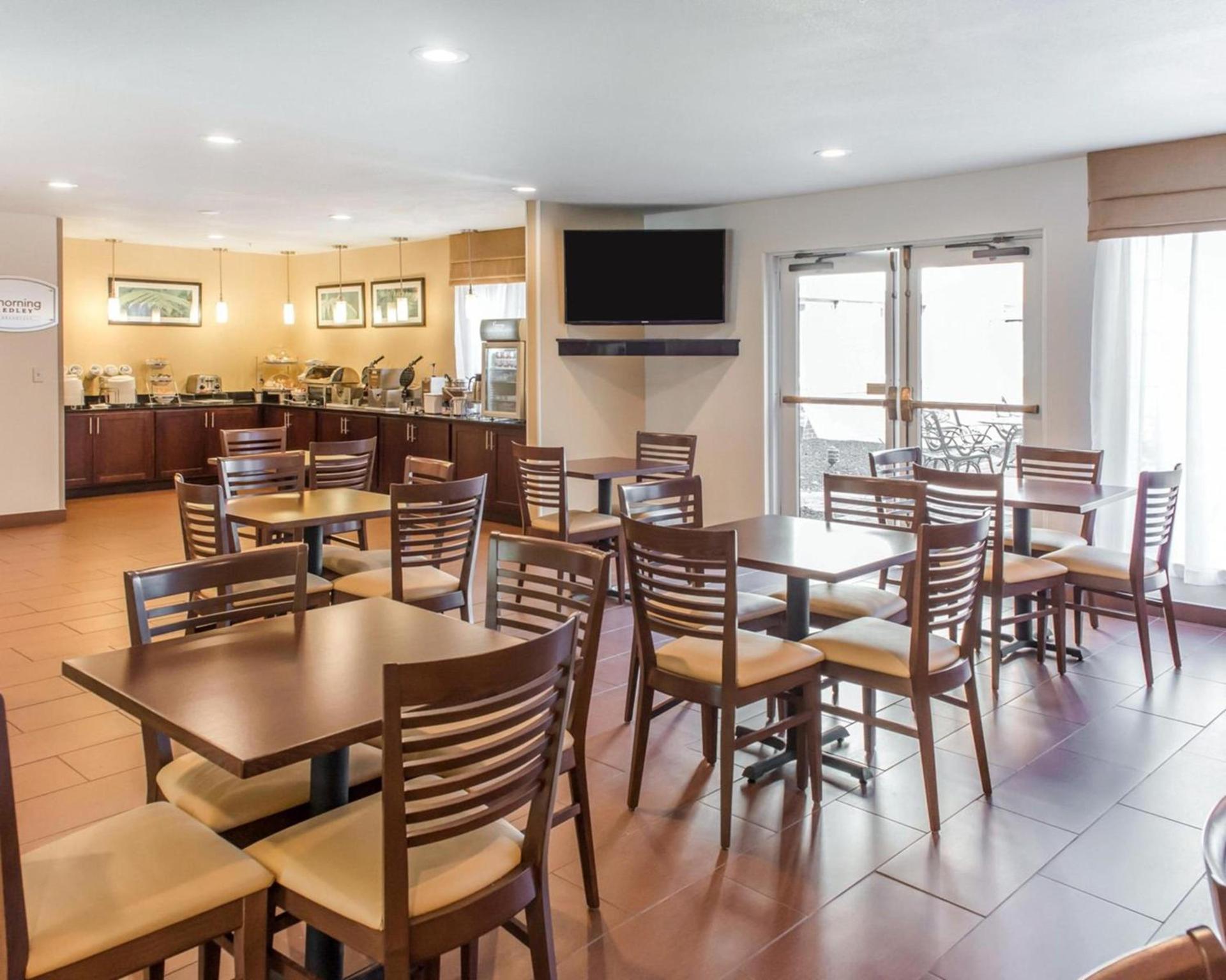 MainStay Suites Pittsburgh Airport photo 18