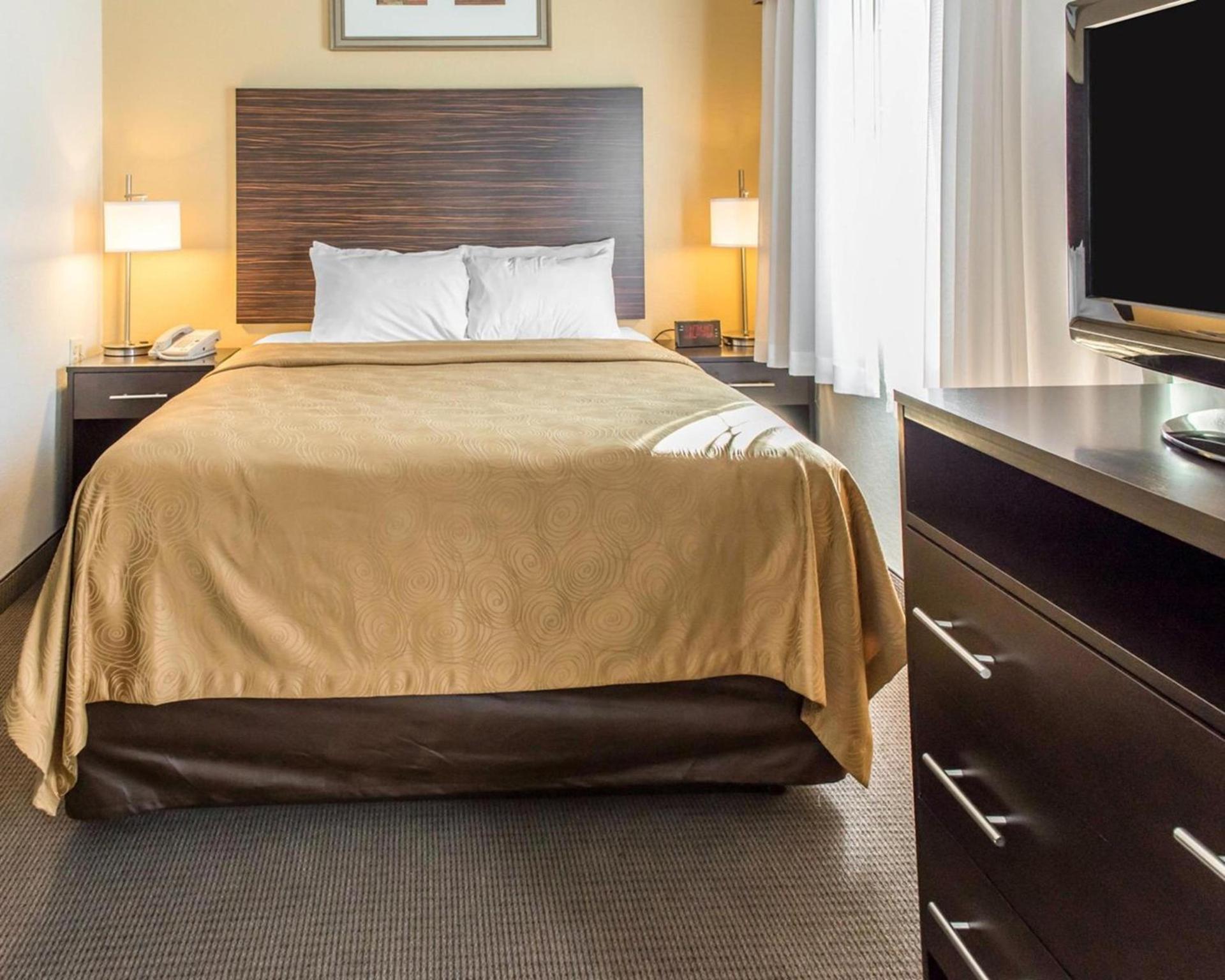 MainStay Suites Pittsburgh Airport photo 31