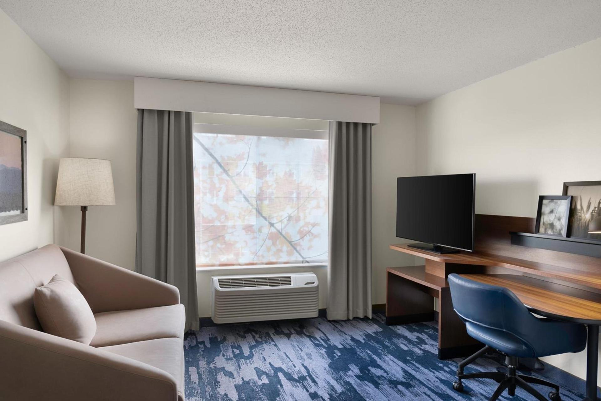 Fairfield Inn & Suites Naperville/Aurora photo 8