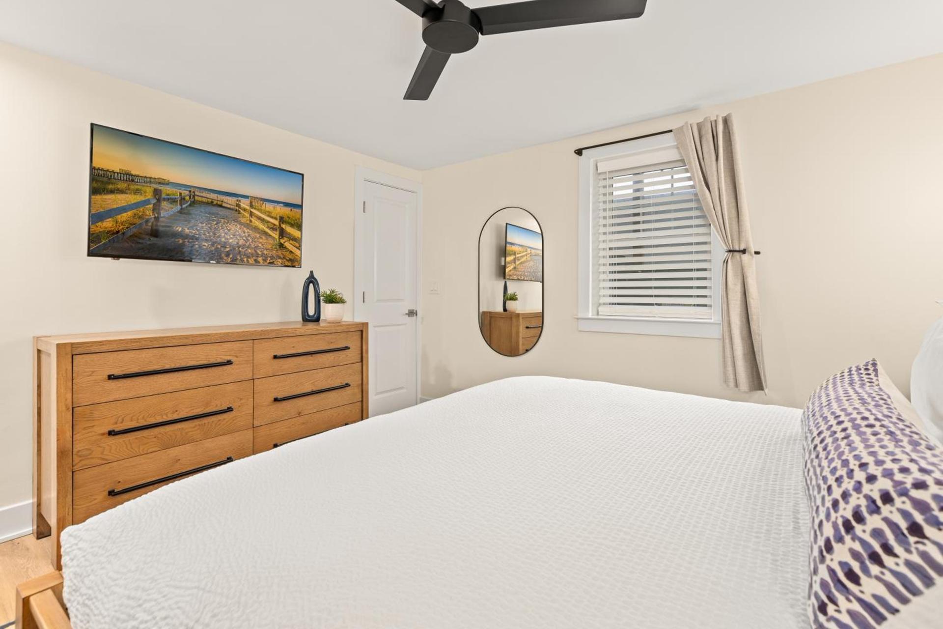Surrey Beach House photo 44
