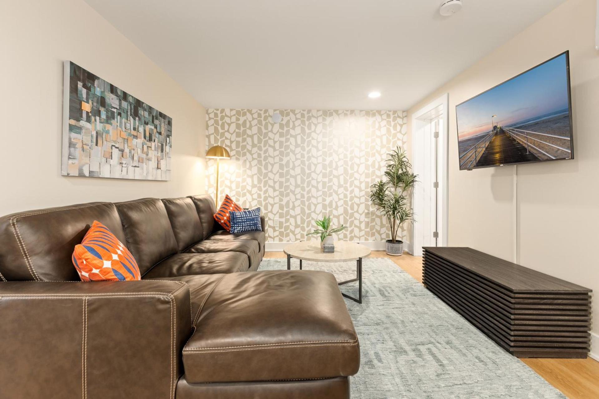 Surrey Beach House photo 48