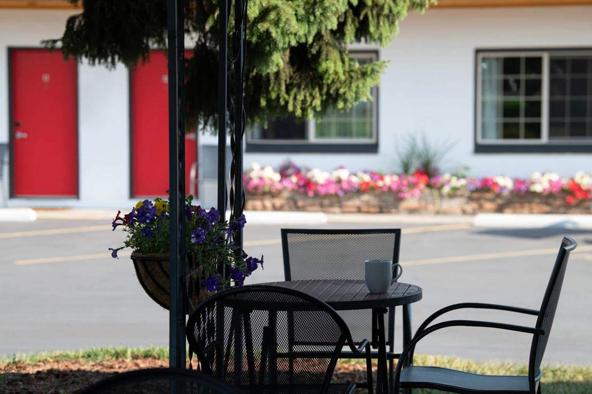 Sapphire Motel Midtown Bozeman photo 84