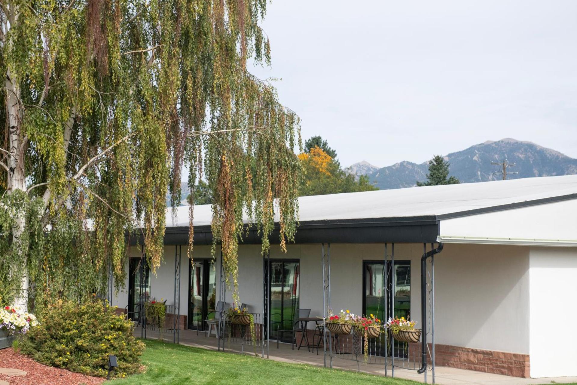Sapphire Motel Midtown Bozeman photo 87