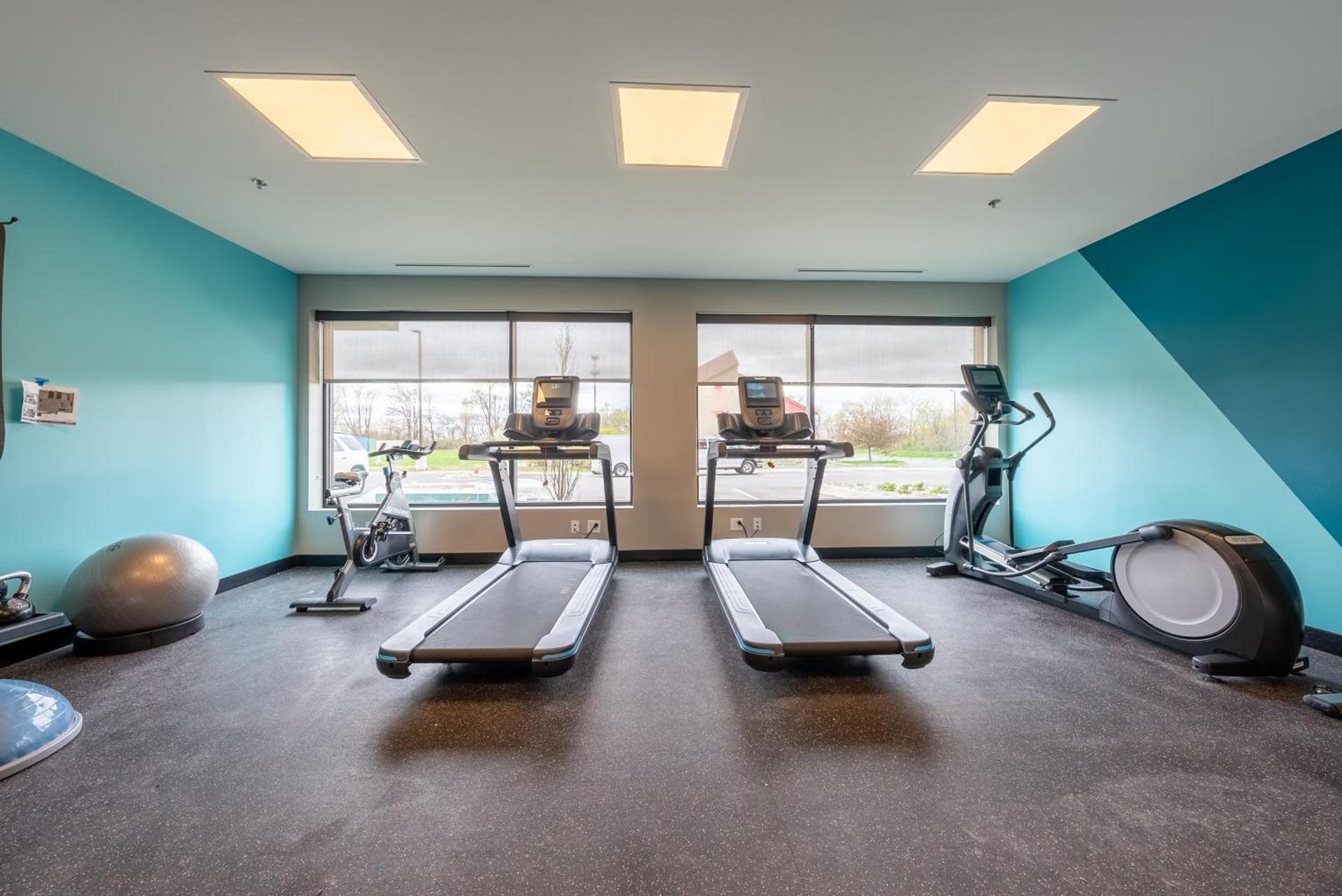 avid hotels - Kalamazoo East by IHG photo 6