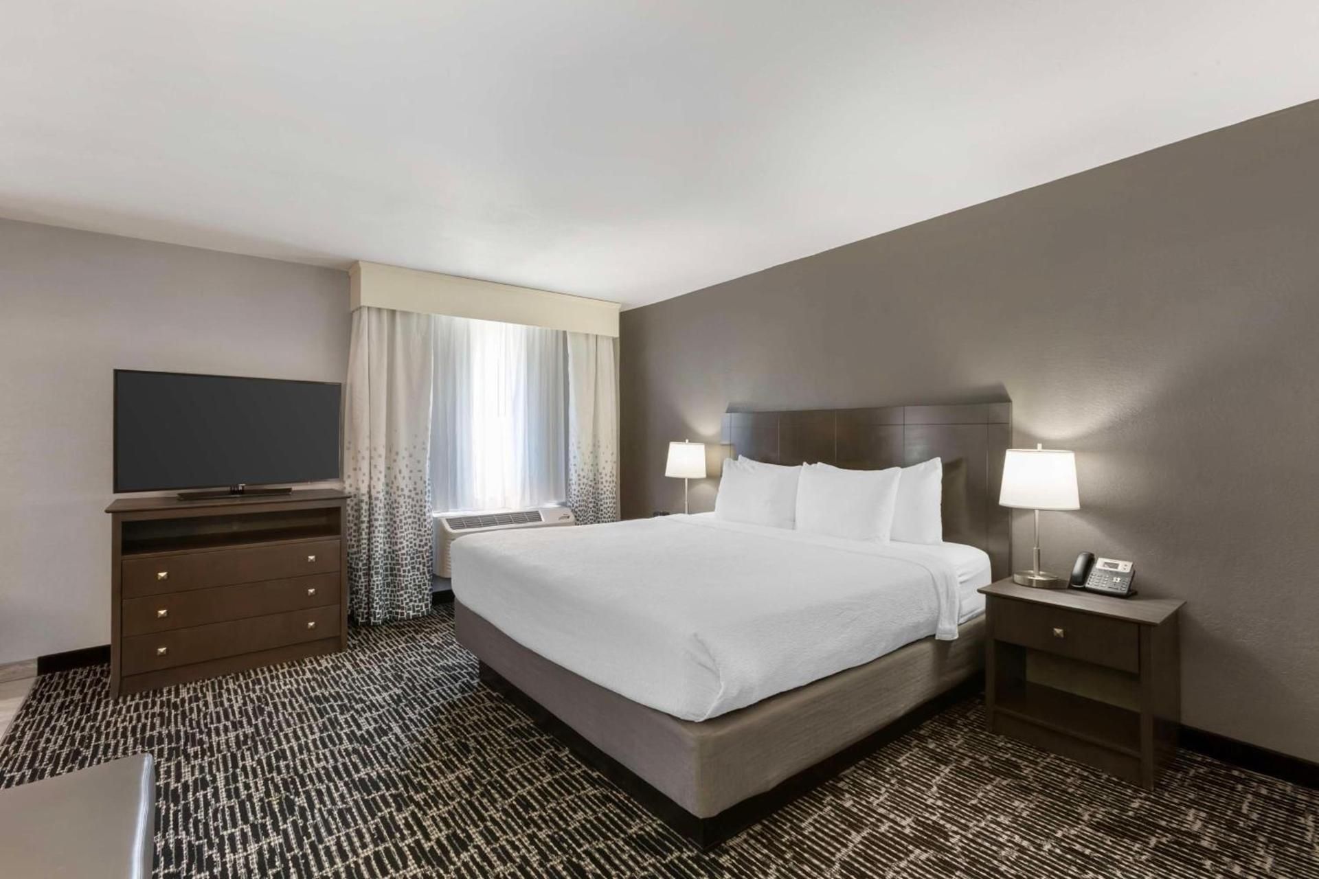 Best Western Plus Sun Canyon photo 32