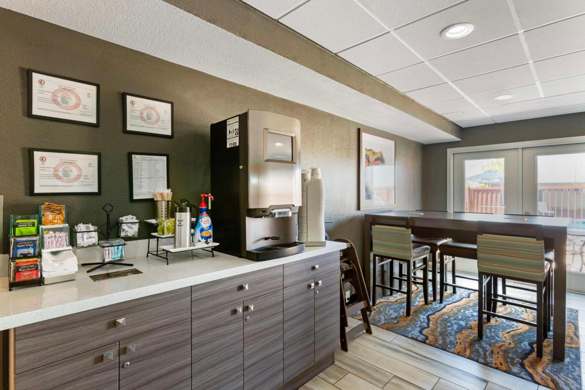 Best Western Plus Sun Canyon photo 40