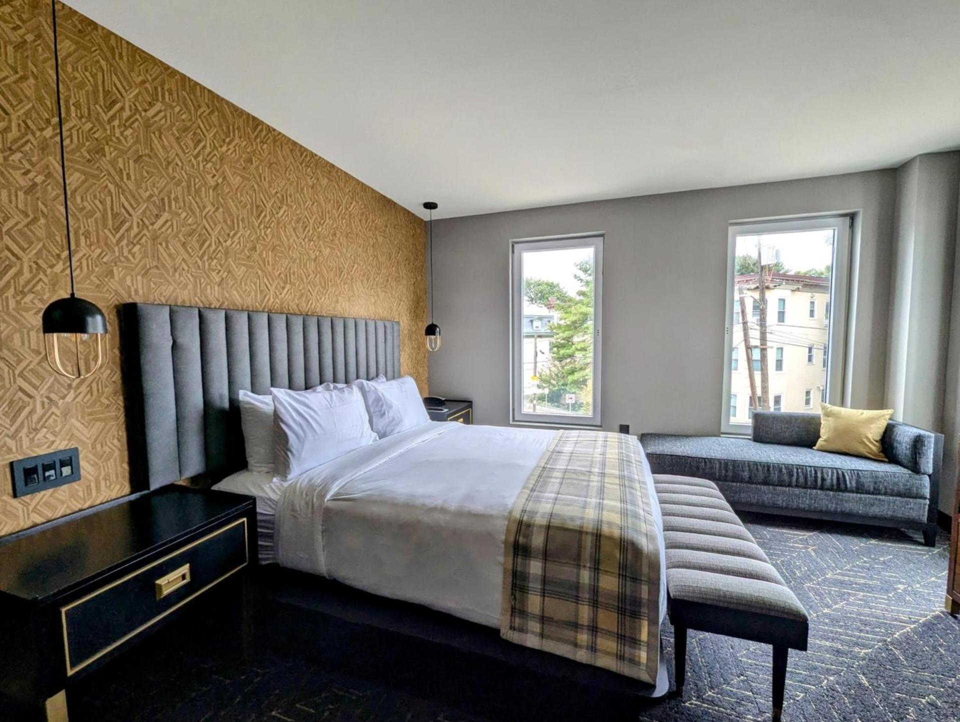 Beacon Suites Hotel photo 18