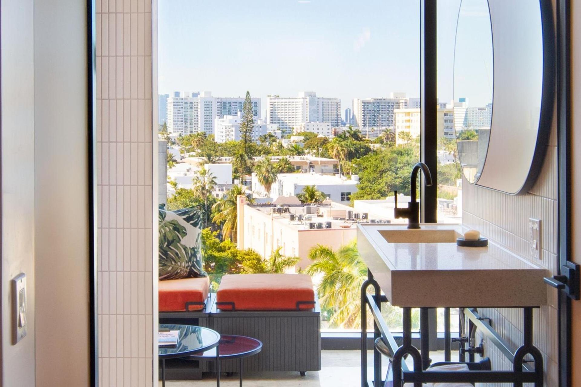 Moxy Miami South Beach photo 24