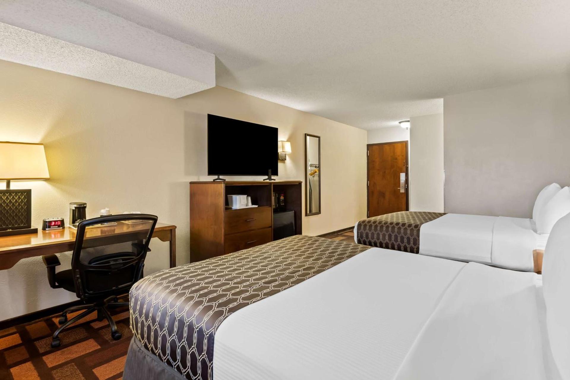 Best Western Tower West Lodge photo 32