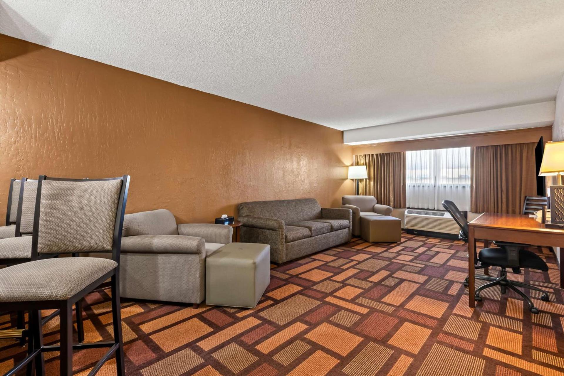 Best Western Tower West Lodge photo 36
