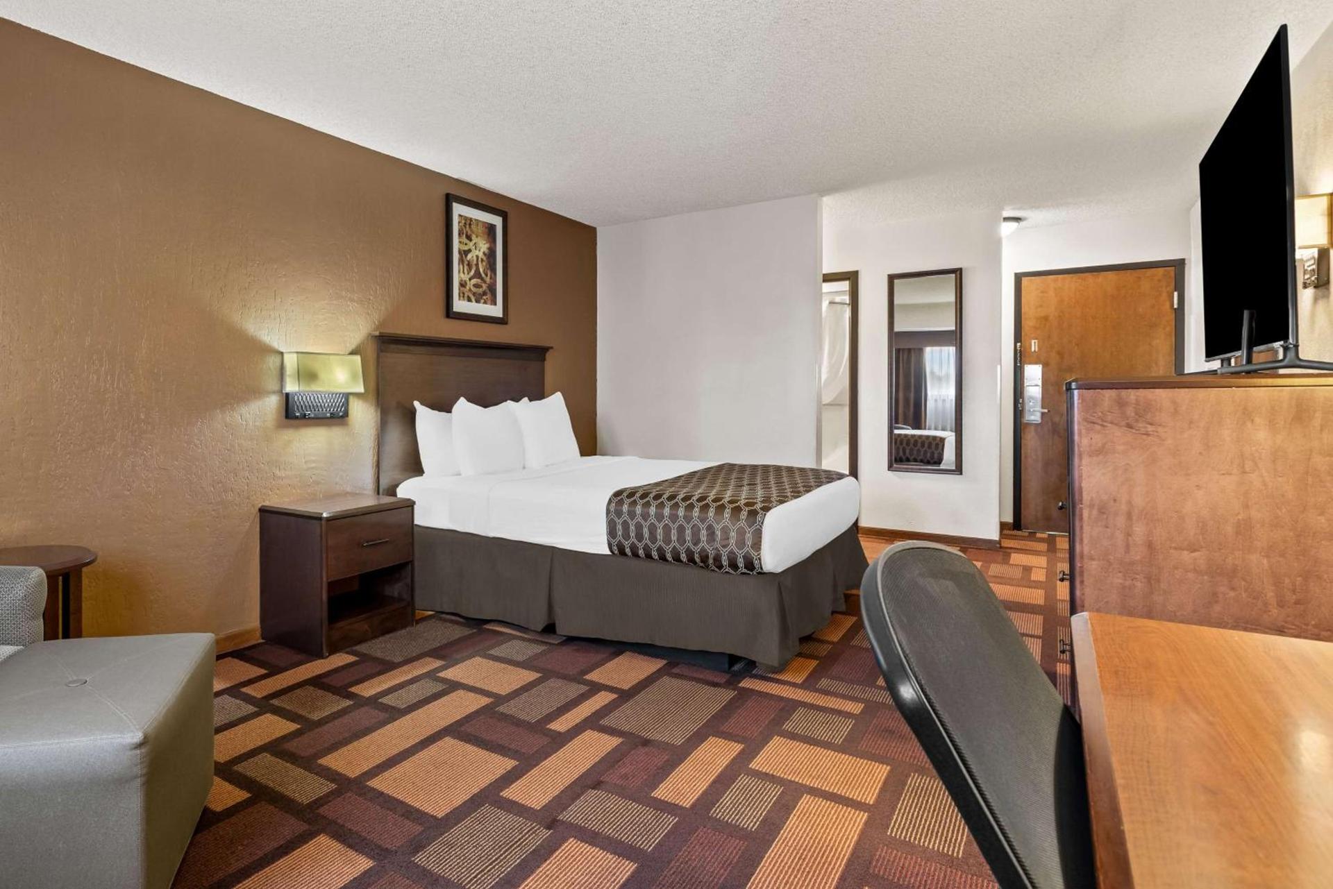 Best Western Tower West Lodge photo 38