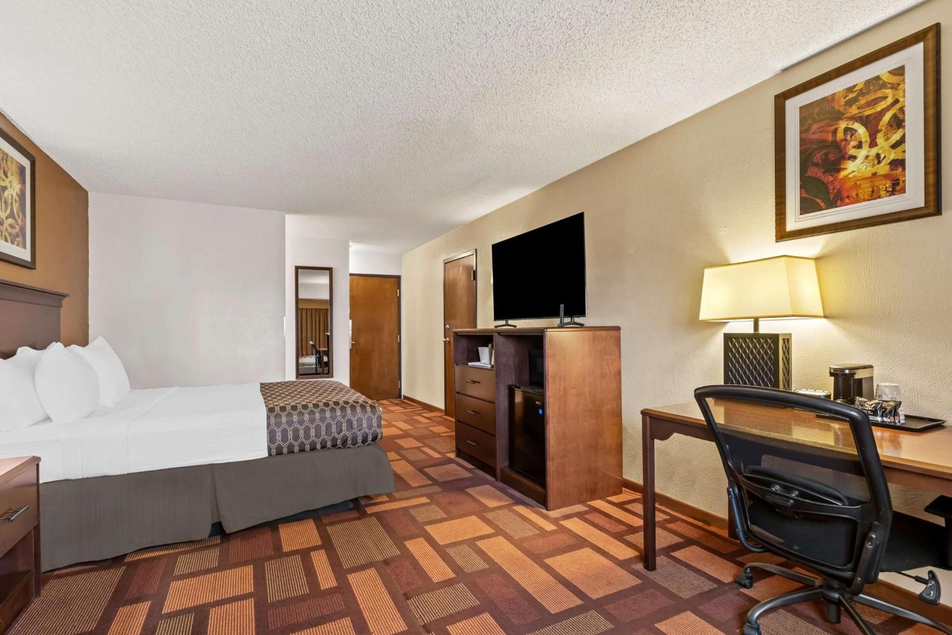 Best Western Tower West Lodge photo 39