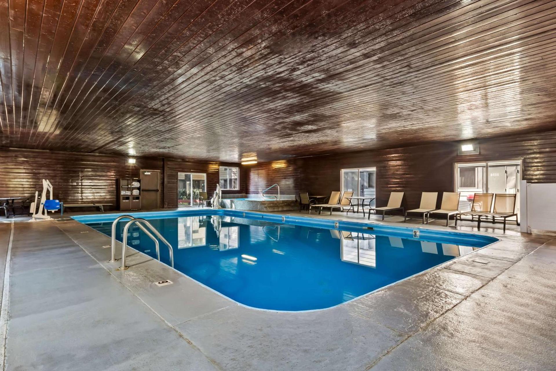 Best Western Tower West Lodge photo 54