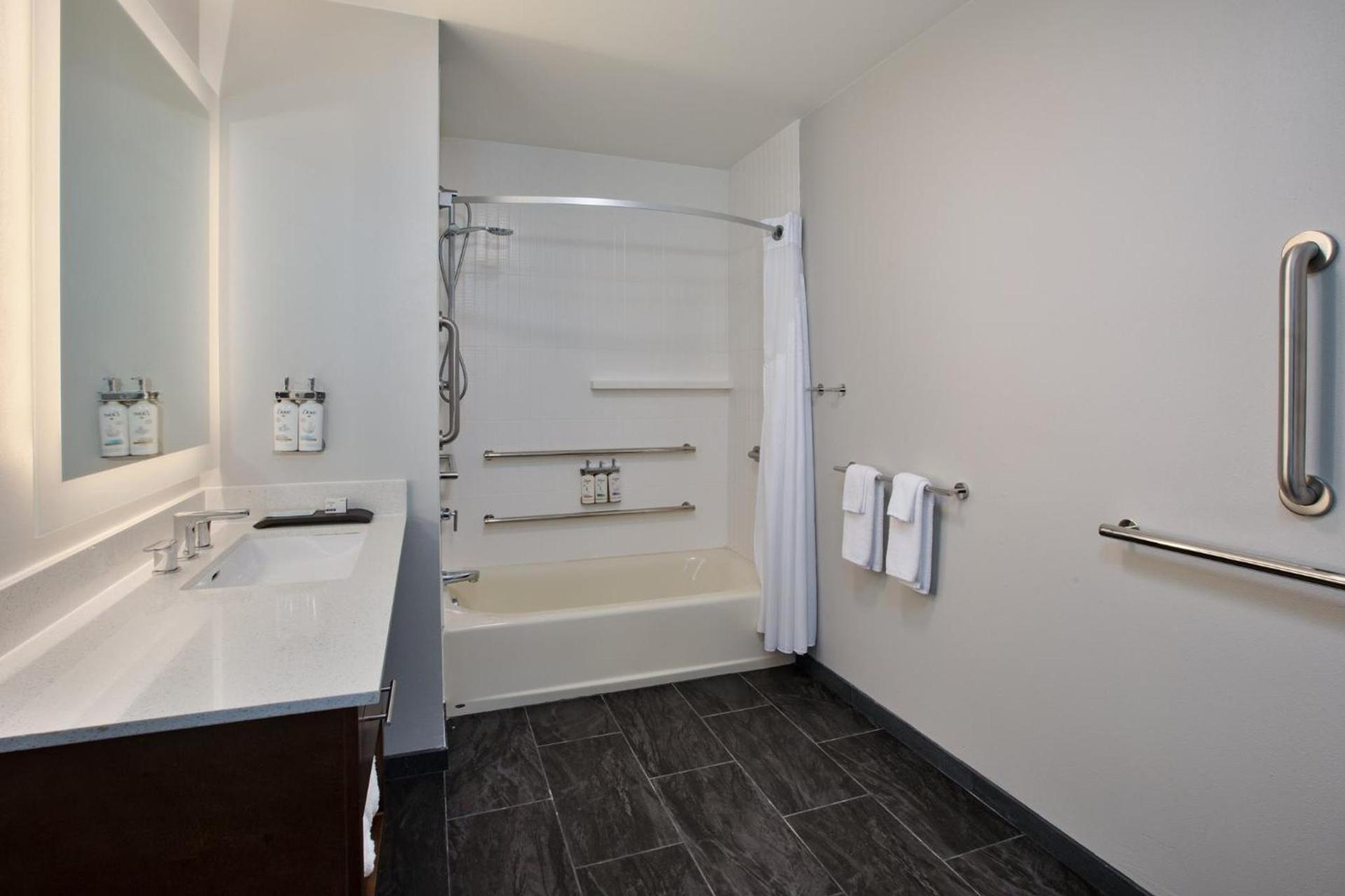 Staybridge Suites - Ames by IHG photo 34