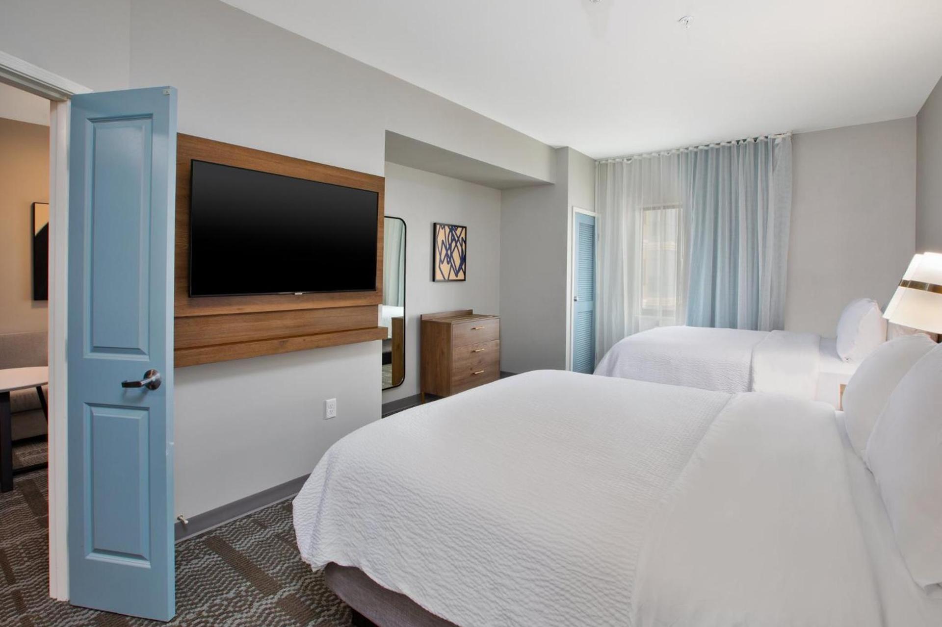 Staybridge Suites - Ames by IHG photo 44