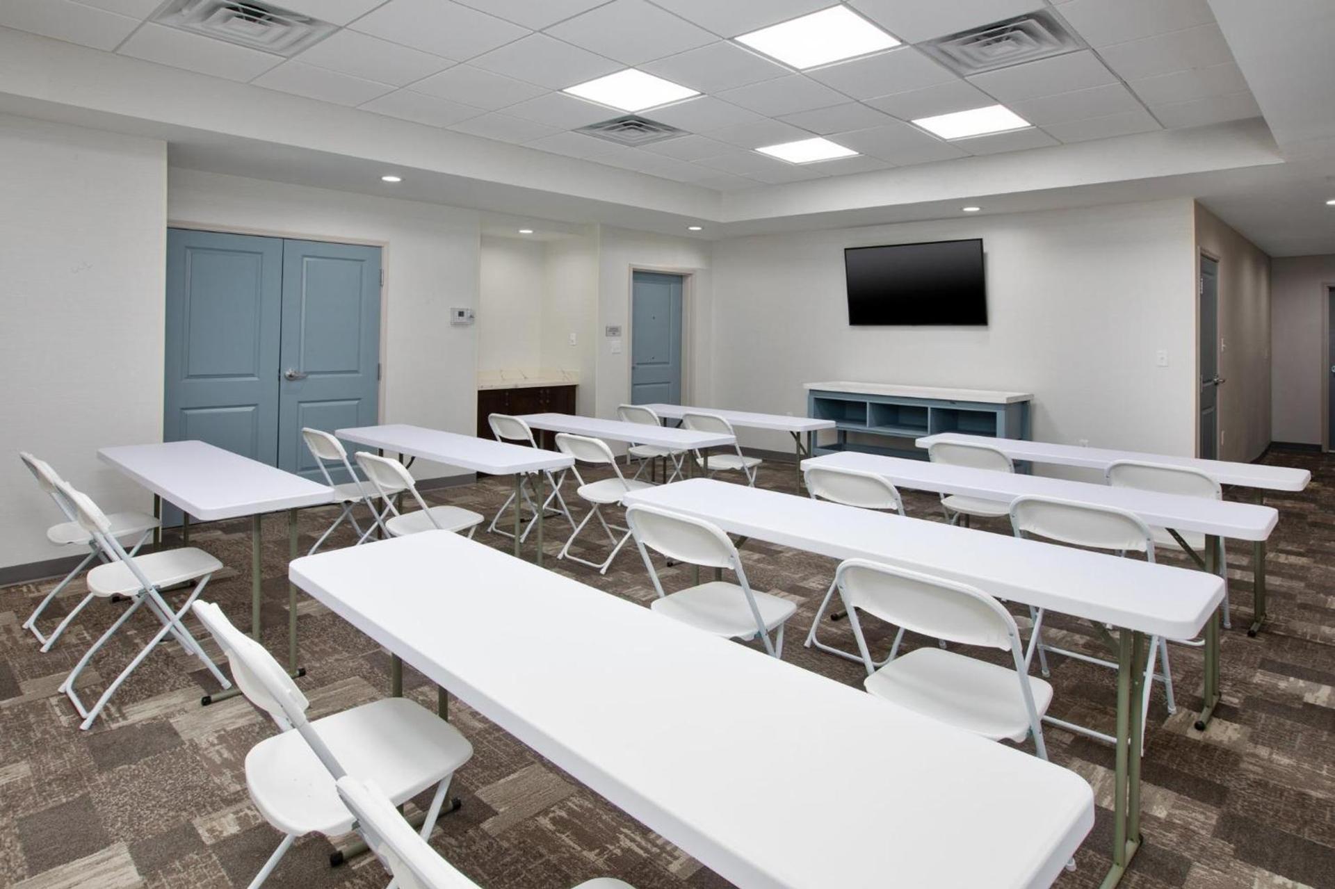 Staybridge Suites - Ames by IHG photo 21