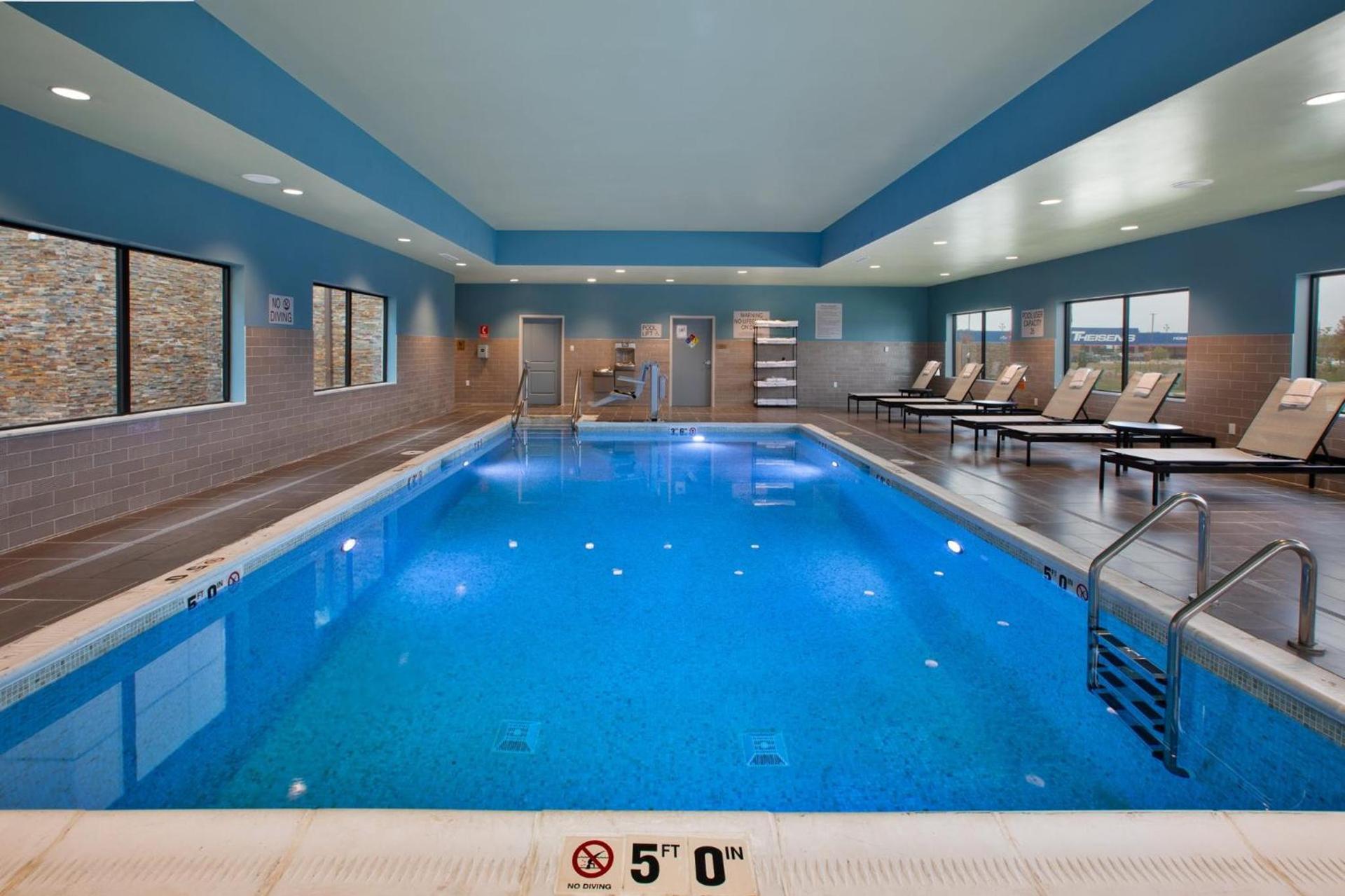 Staybridge Suites - Ames by IHG photo 22