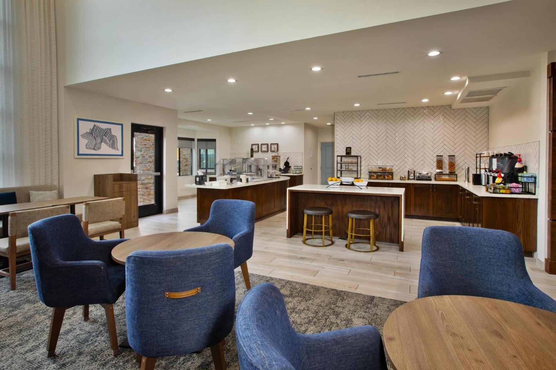 Staybridge Suites - Ames by IHG photo 26
