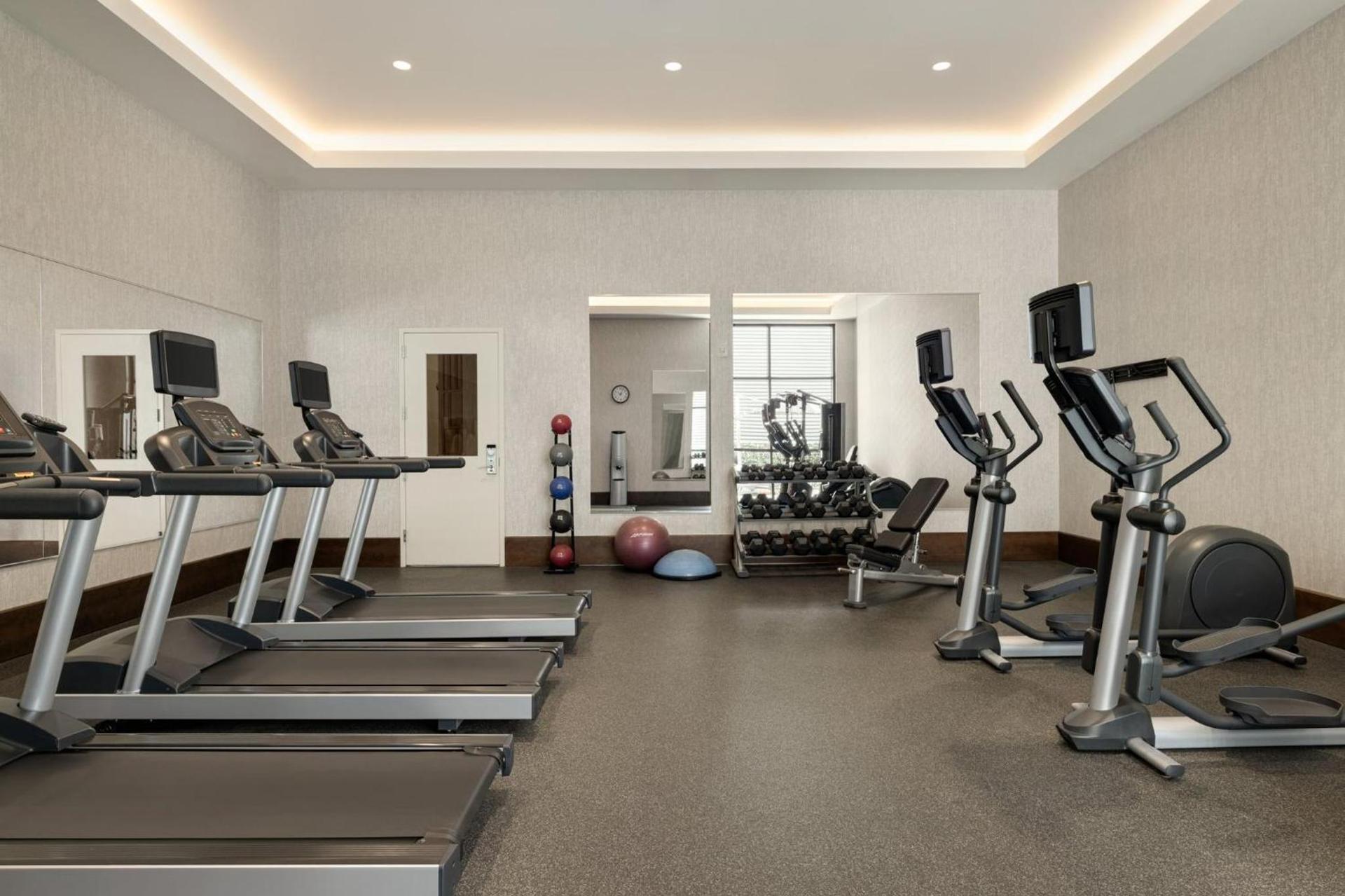 Holiday Inn & Suites Nashville Downtown - Broadway by IHG photo 77