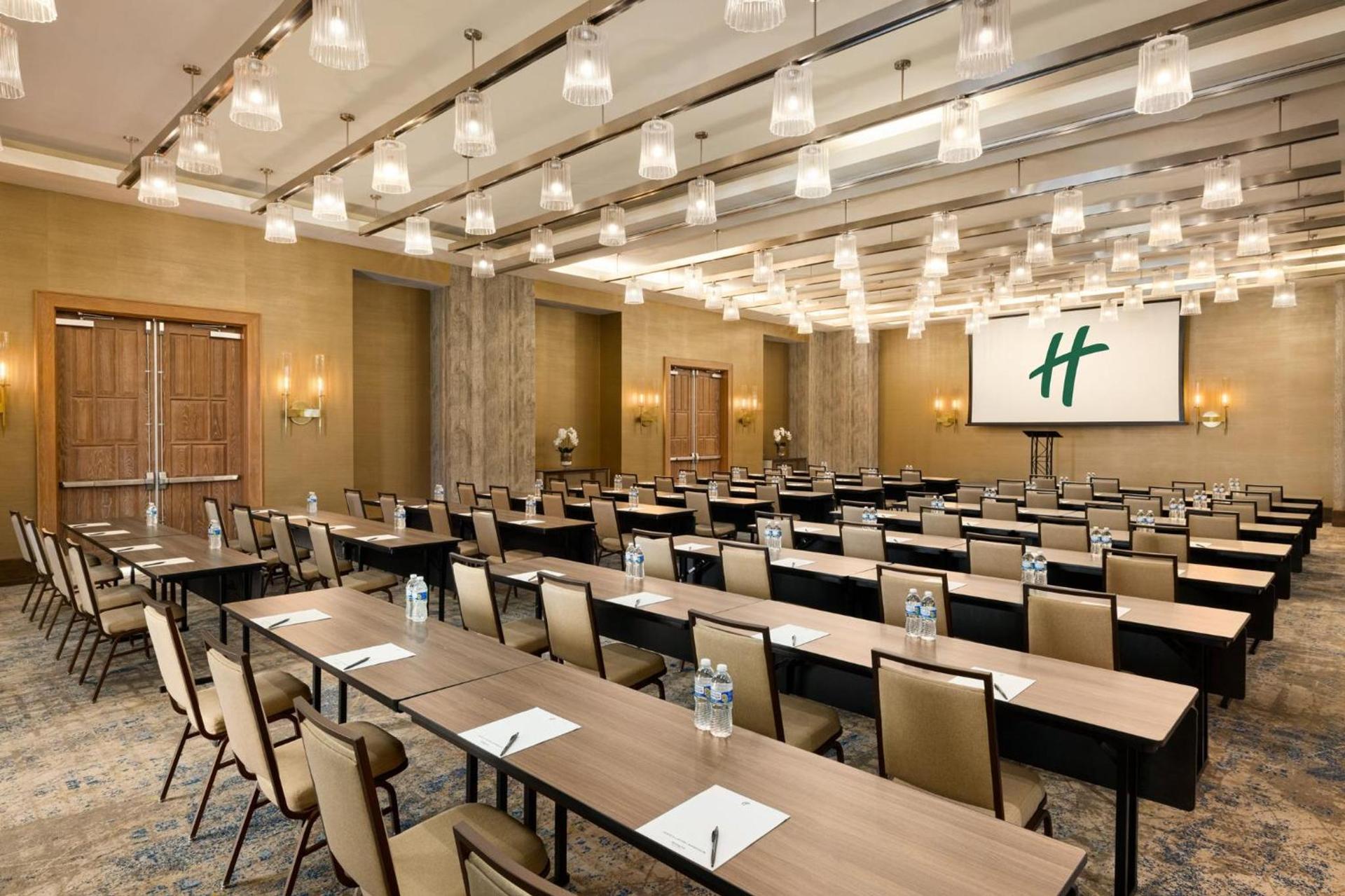 Holiday Inn & Suites Nashville Downtown - Broadway by IHG photo 82