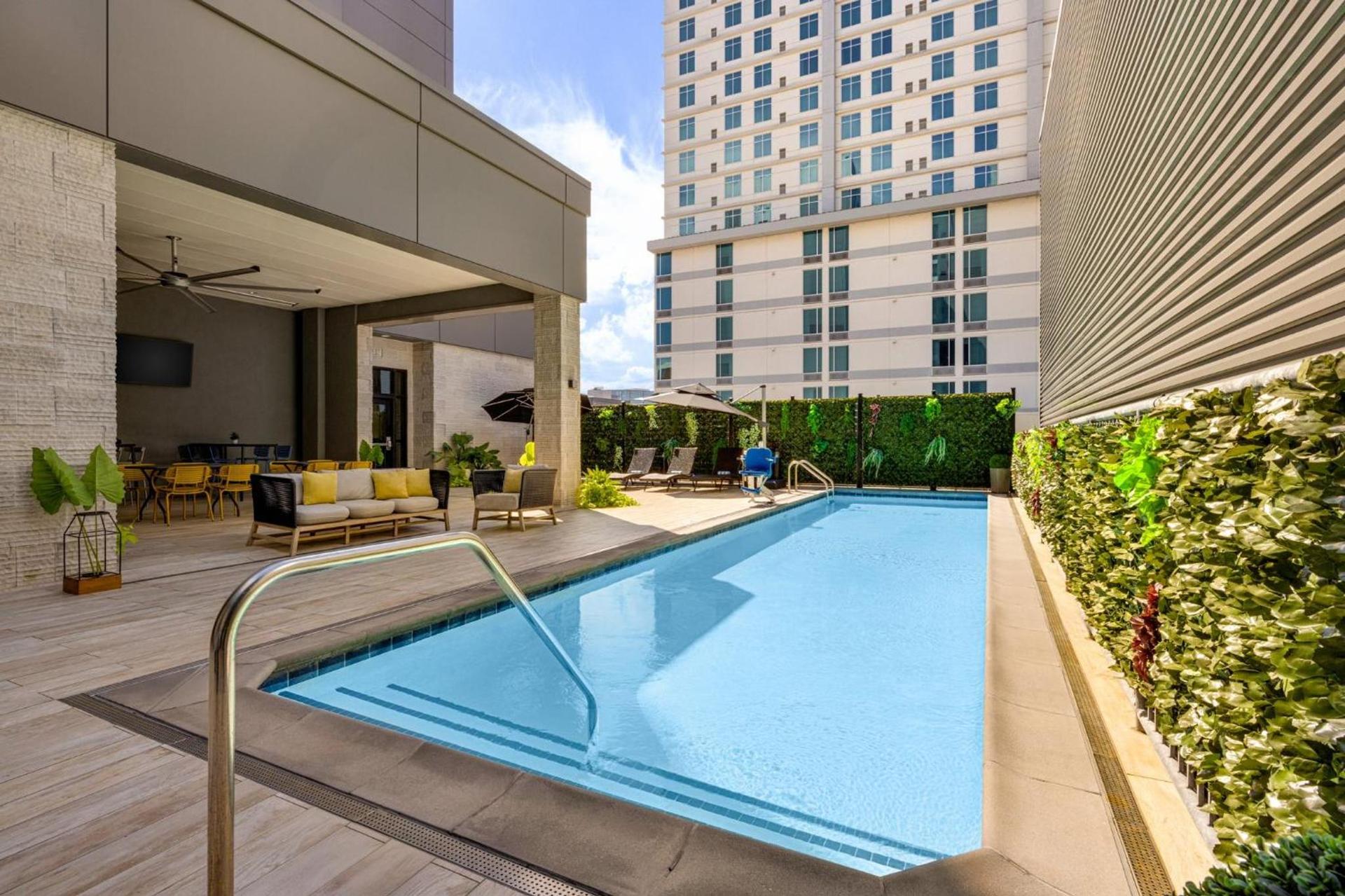 Holiday Inn & Suites Nashville Downtown - Broadway by IHG photo 89