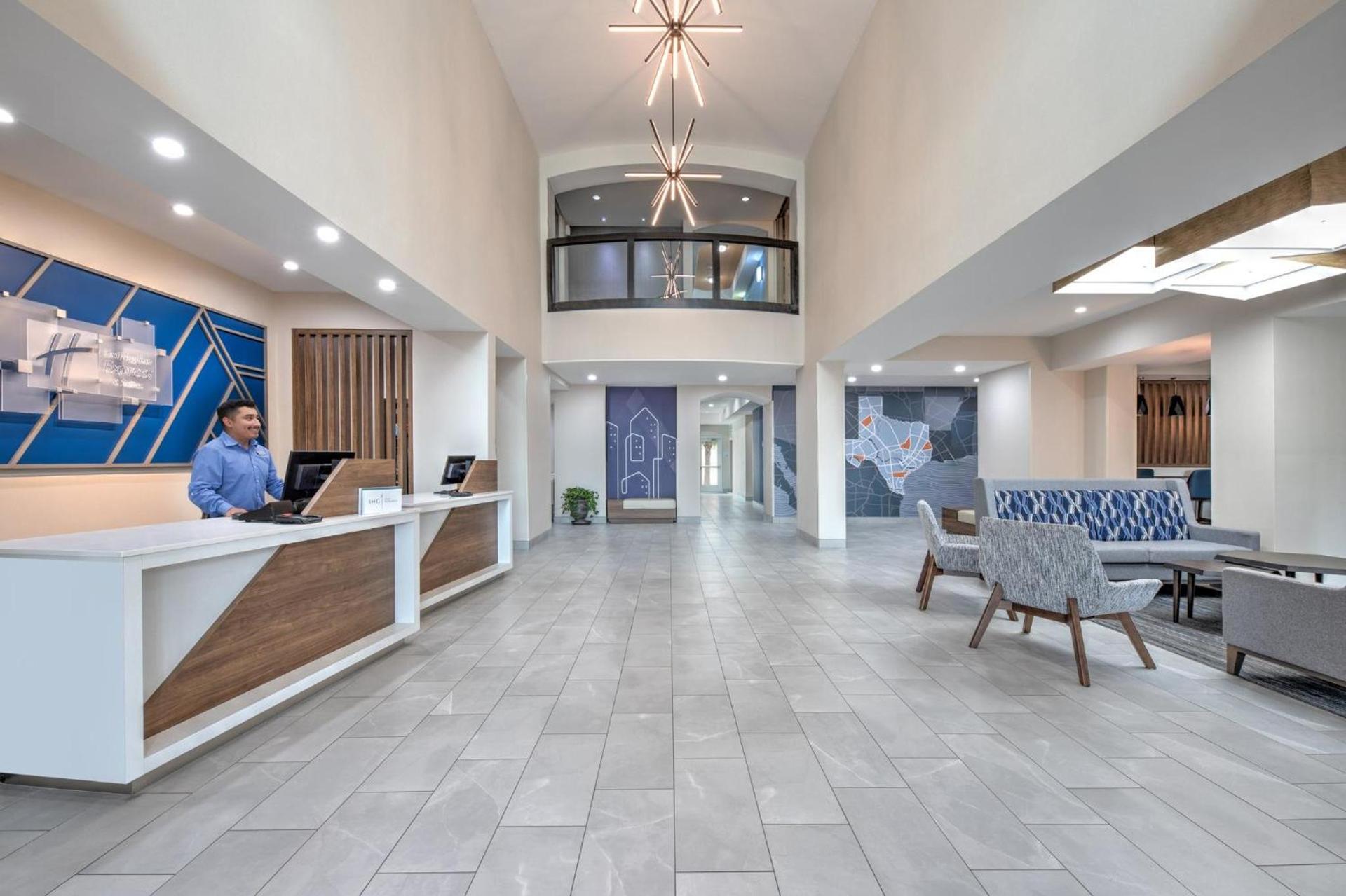Holiday Inn Express Hotel & Suites Dallas West by IHG photo 56