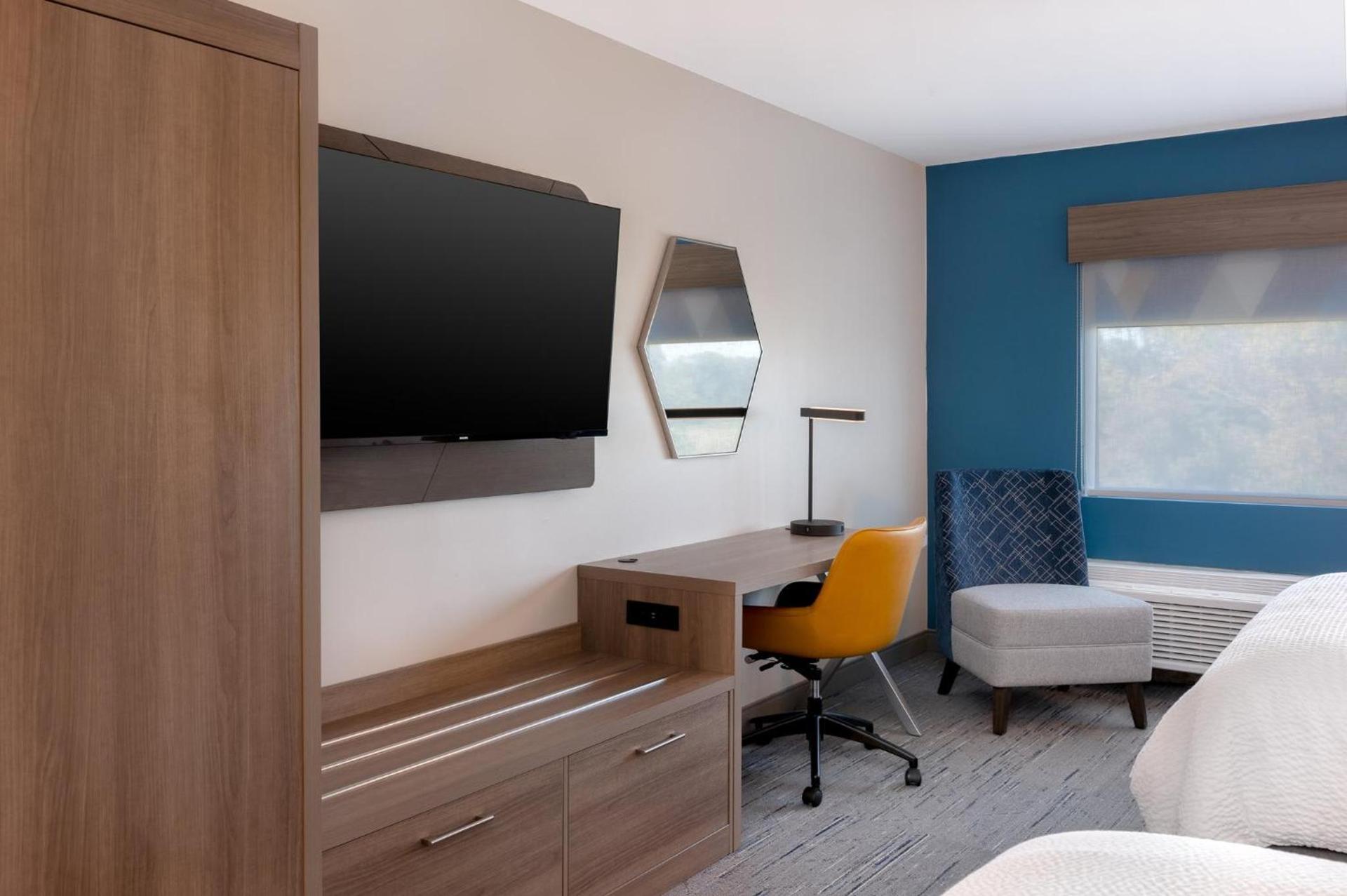 Holiday Inn Express & Suites Alton St Louis Area by IHG photo 37