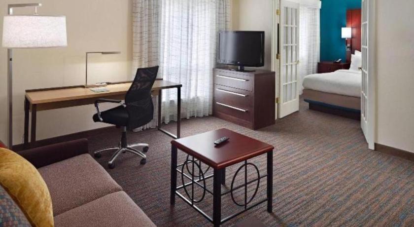 Residence Inn Atlanta Airport North/Virginia Avenue photo 18