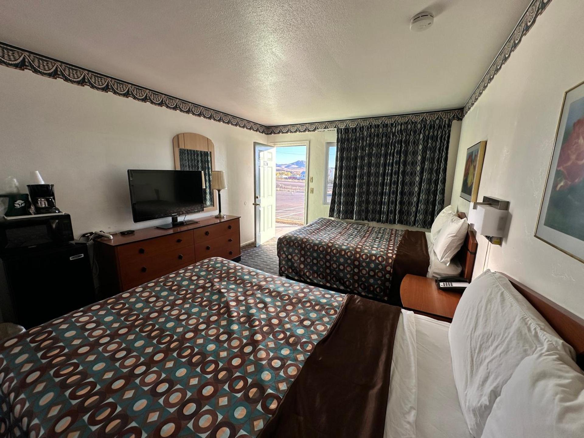Ramblin Rose Motel photo 11