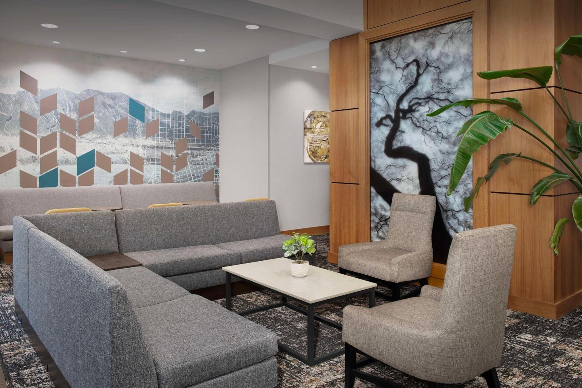 Hyatt Place Boulder Pearl Street photo 10