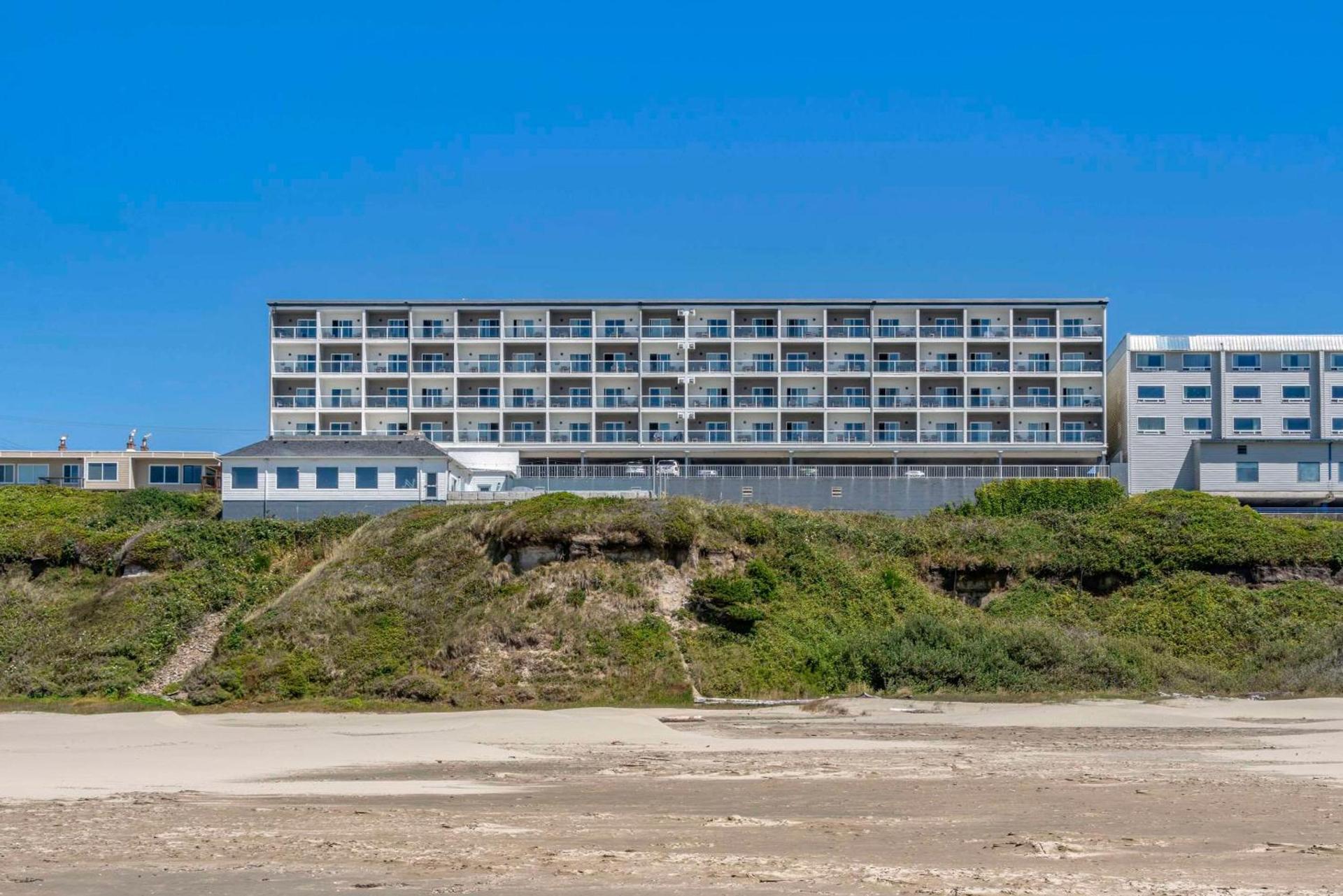 Elizabeth Oceanfront Suites, an Ascend Collection Hotel photo 3