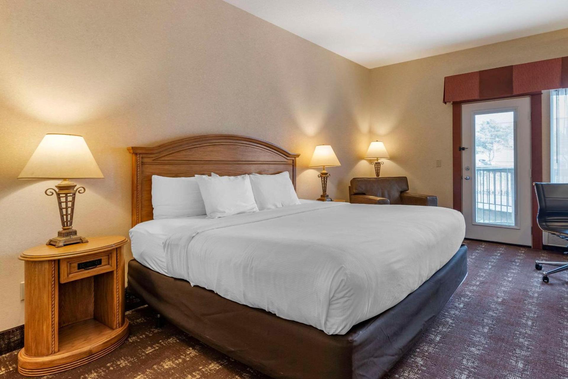 Kathryn Riverfront Inn, an Ascend Collection Hotel photo 9