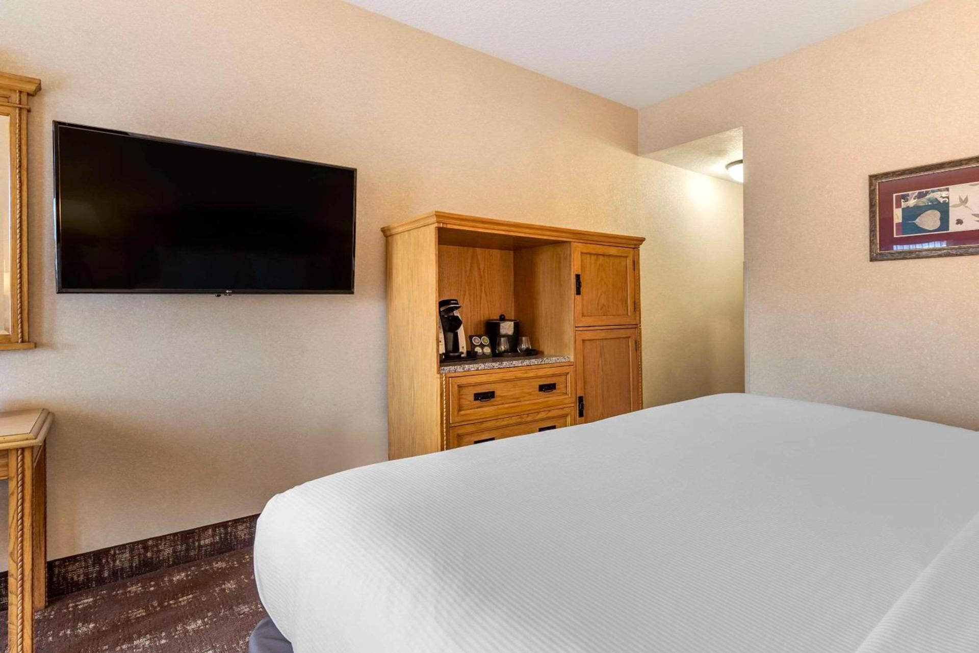 Kathryn Riverfront Inn, an Ascend Collection Hotel photo 11